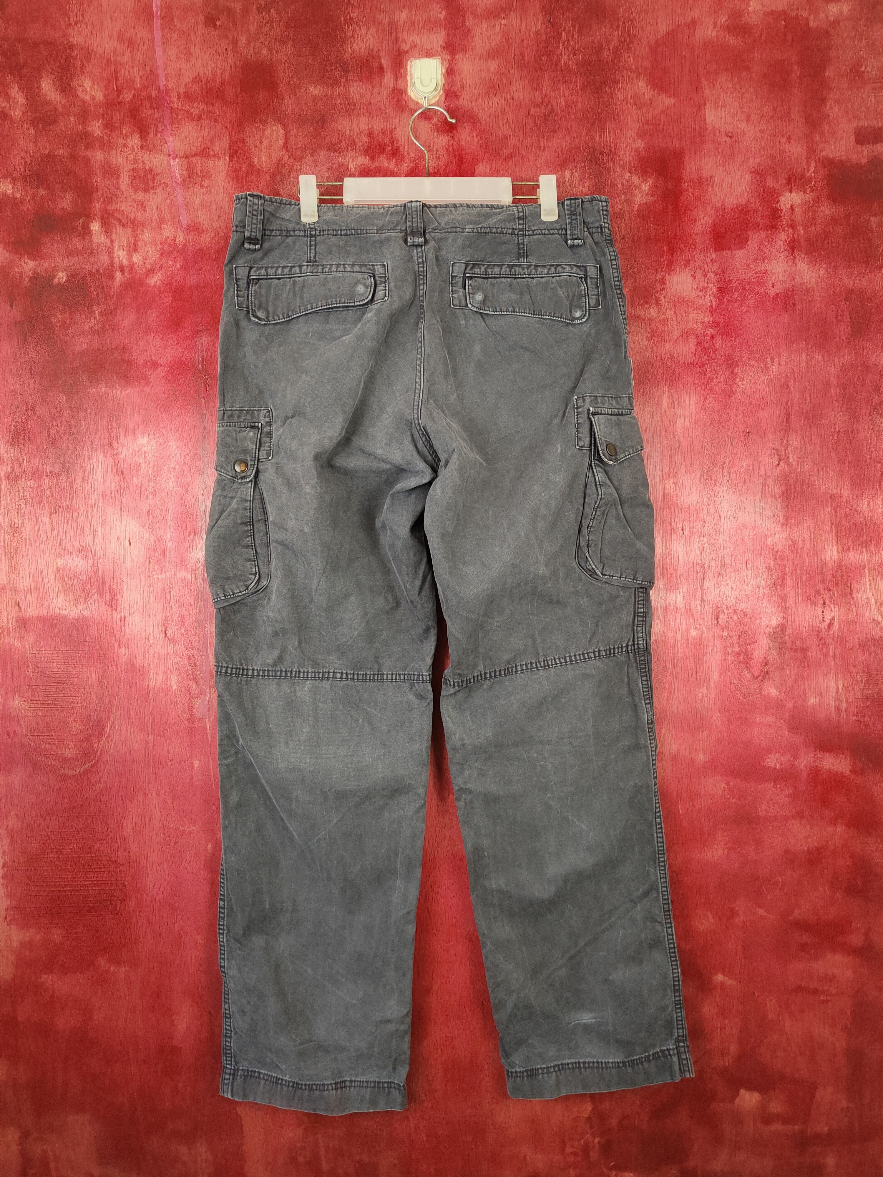 Japanese Brand × Vintage Uniqlo Dark Blue Multi Pocket Tactical Cargo Pants #5291 Size US 35 - 7 Thumbnail