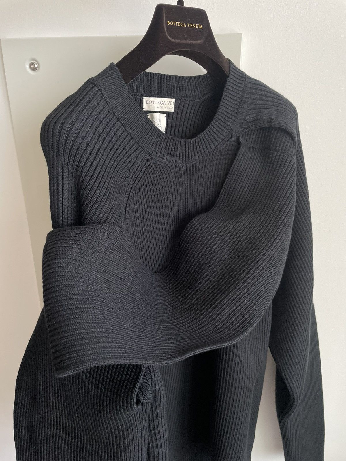 Bottega Veneta Super Runway Limited Edition Distress Sweater Daniel Lee Size US XXL / EU 58 / 5 - 3 Thumbnail