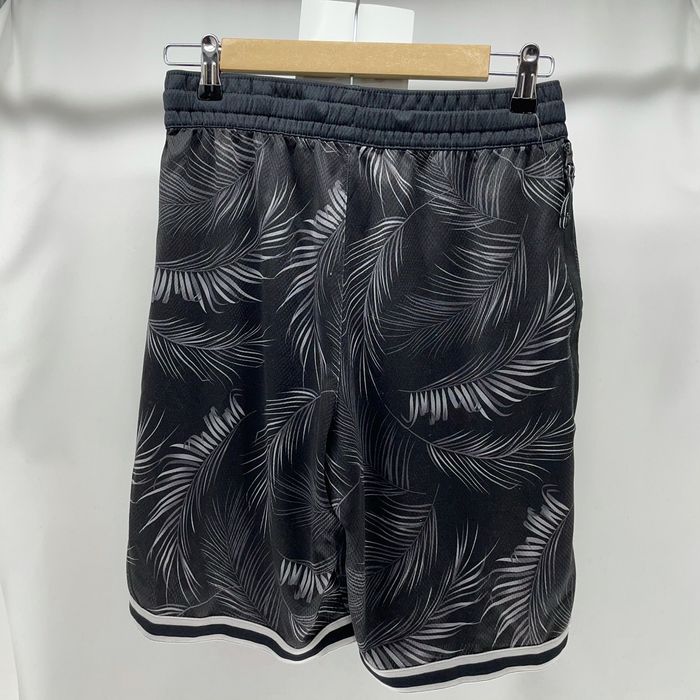 Nike palm hot sale tree shorts