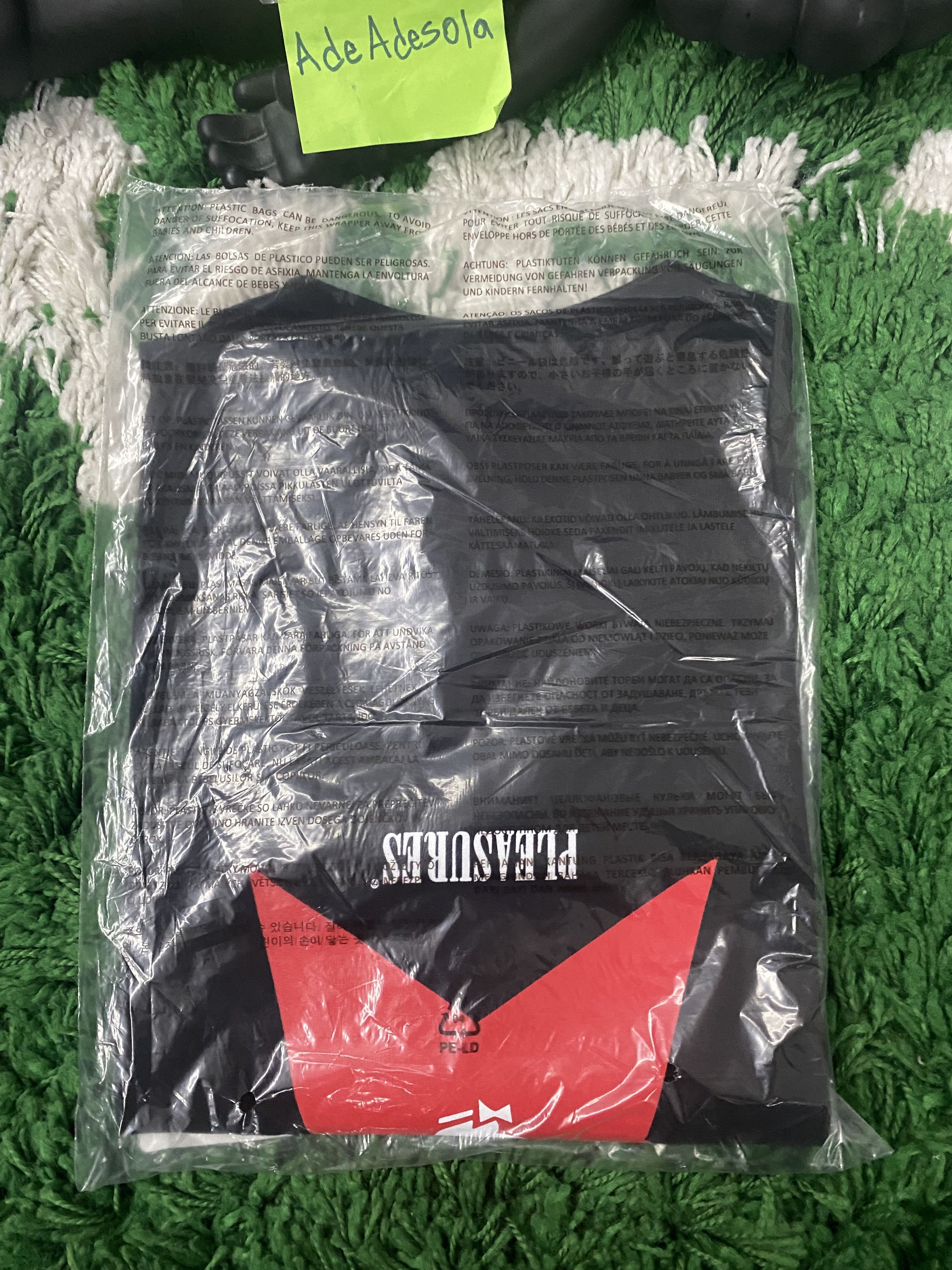 Playboy × Pleasures CONNECT T-SHIRT Size US M / EU 48-50 / 2 - 5 Thumbnail