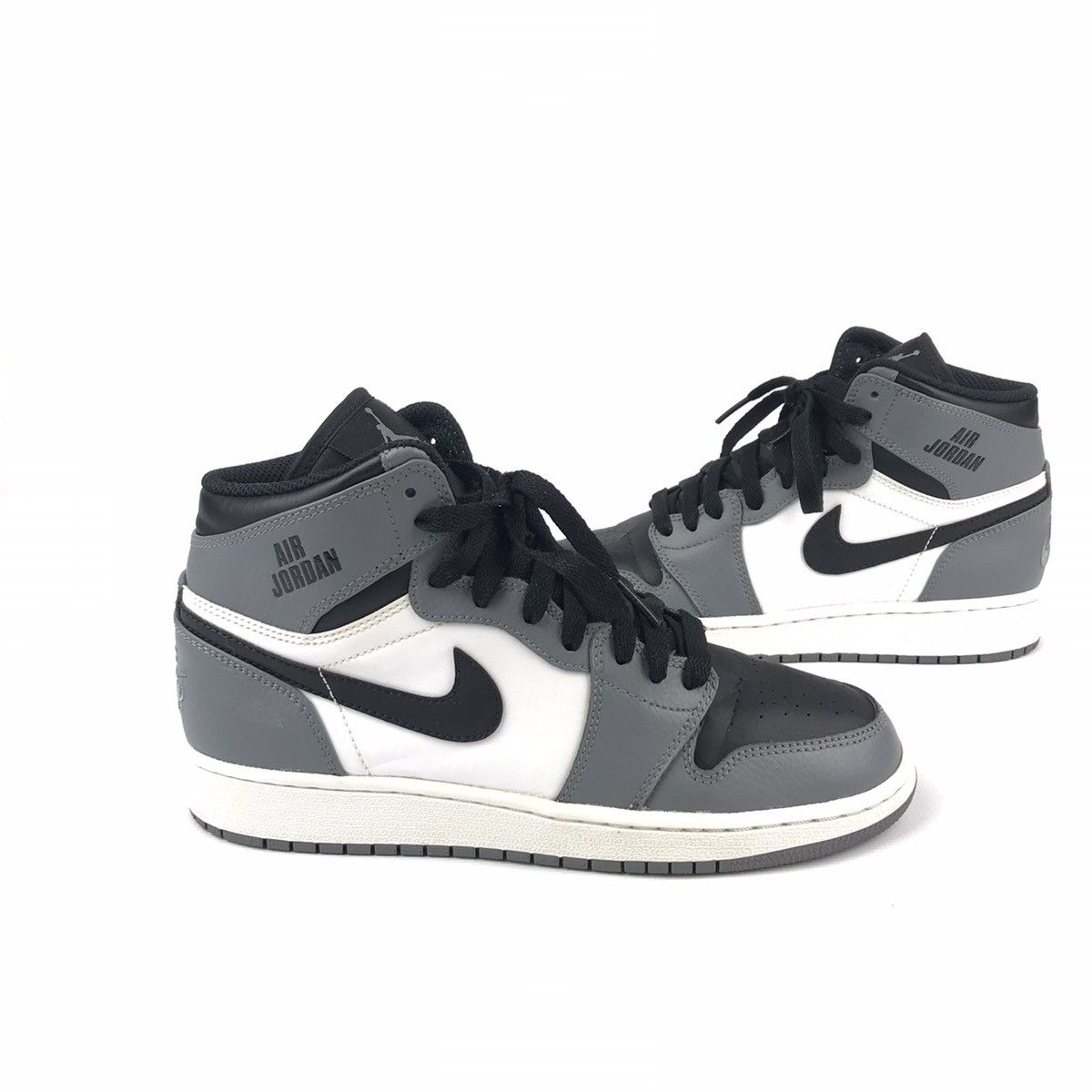 Nike 2017 Nike Jordan 1 Retro Rare Air Cool Grey GS Size US 5.5 / EU 38 - 3 Thumbnail