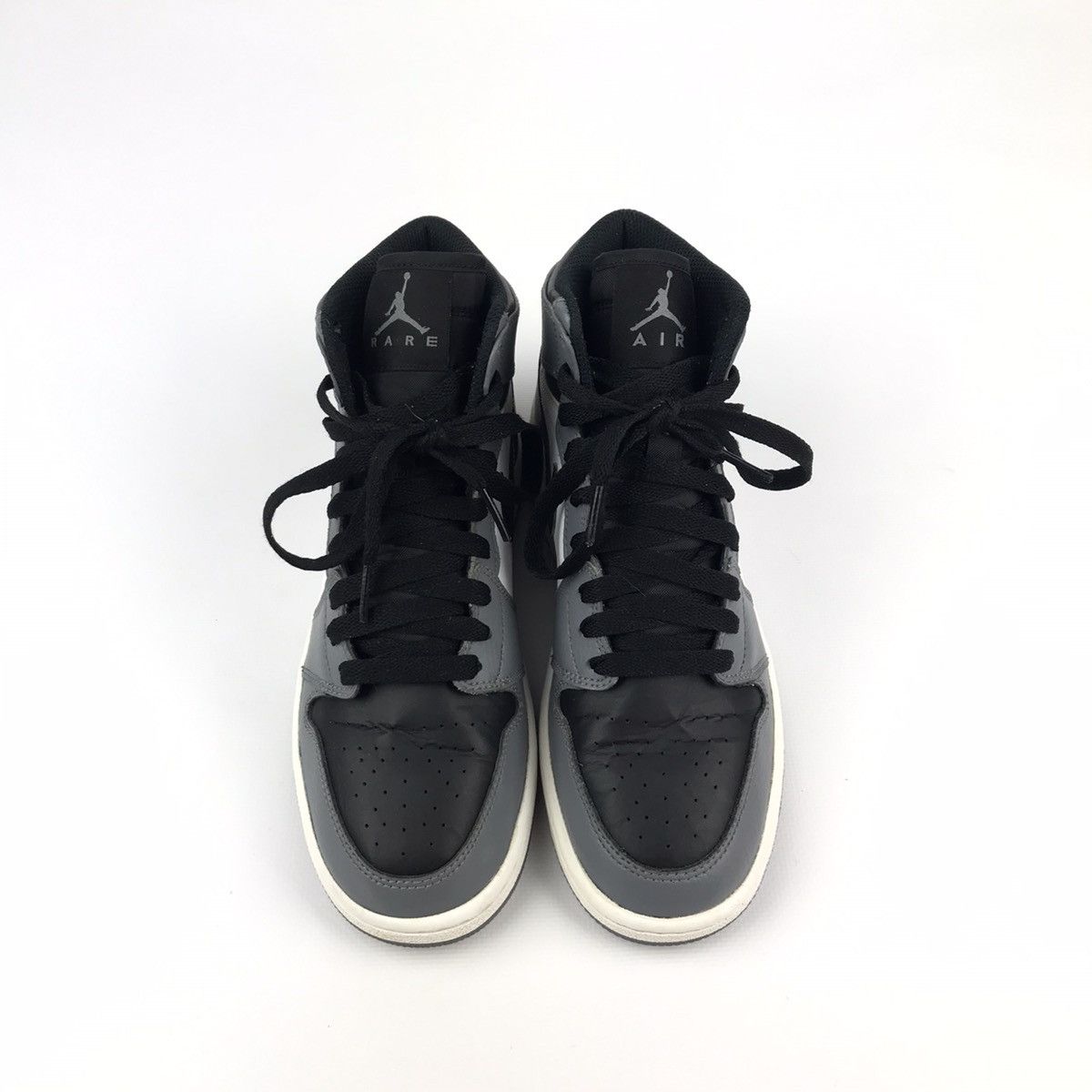 Nike 2017 Nike Jordan 1 Retro Rare Air Cool Grey GS Size US 5.5 / EU 38 - 5 Thumbnail