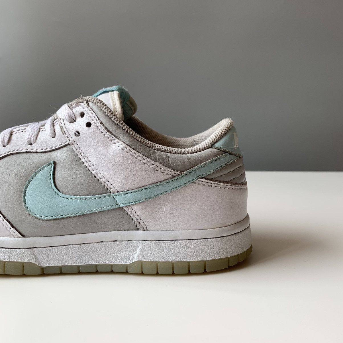 Nike 2005 Nike Dunk Low Ice Blue Neutral Grey White / Baby Blue Size US 7 / IT 37 - 11 Thumbnail