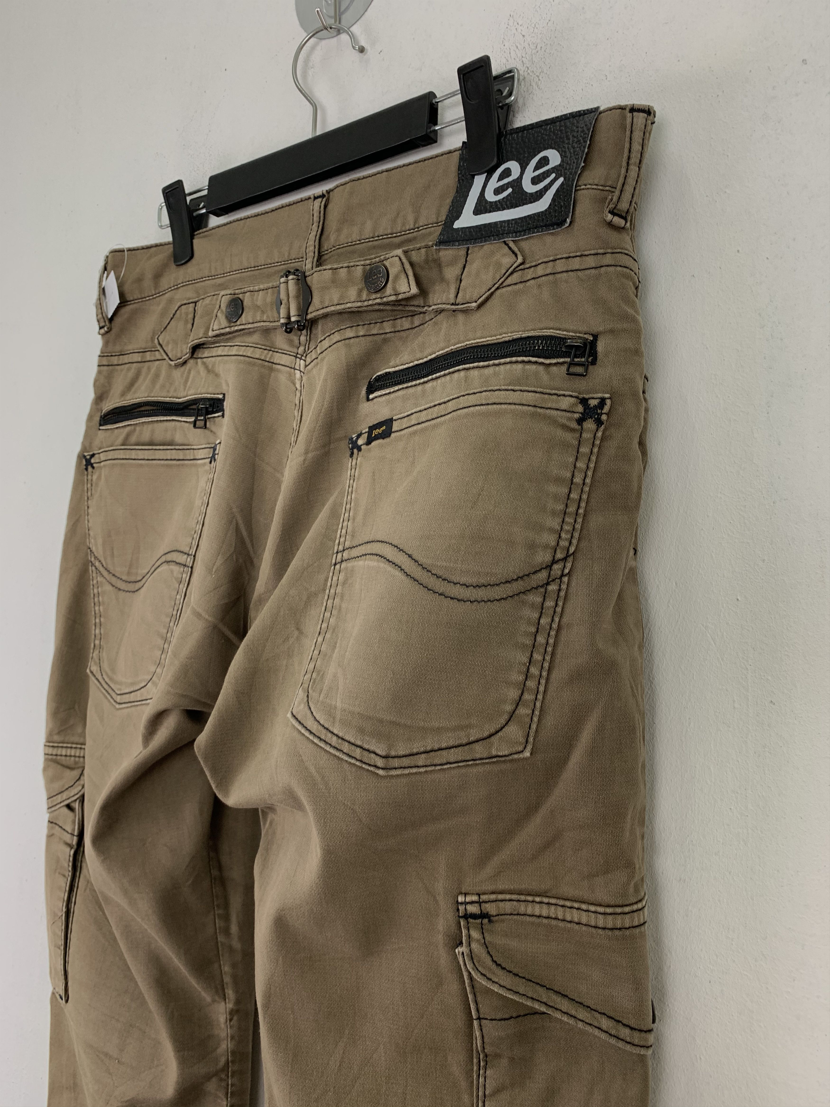 Japanese Brand Lee Riders Cargo Pants Multipocket buckle belt Streetwear Size US 31 - 14 Thumbnail