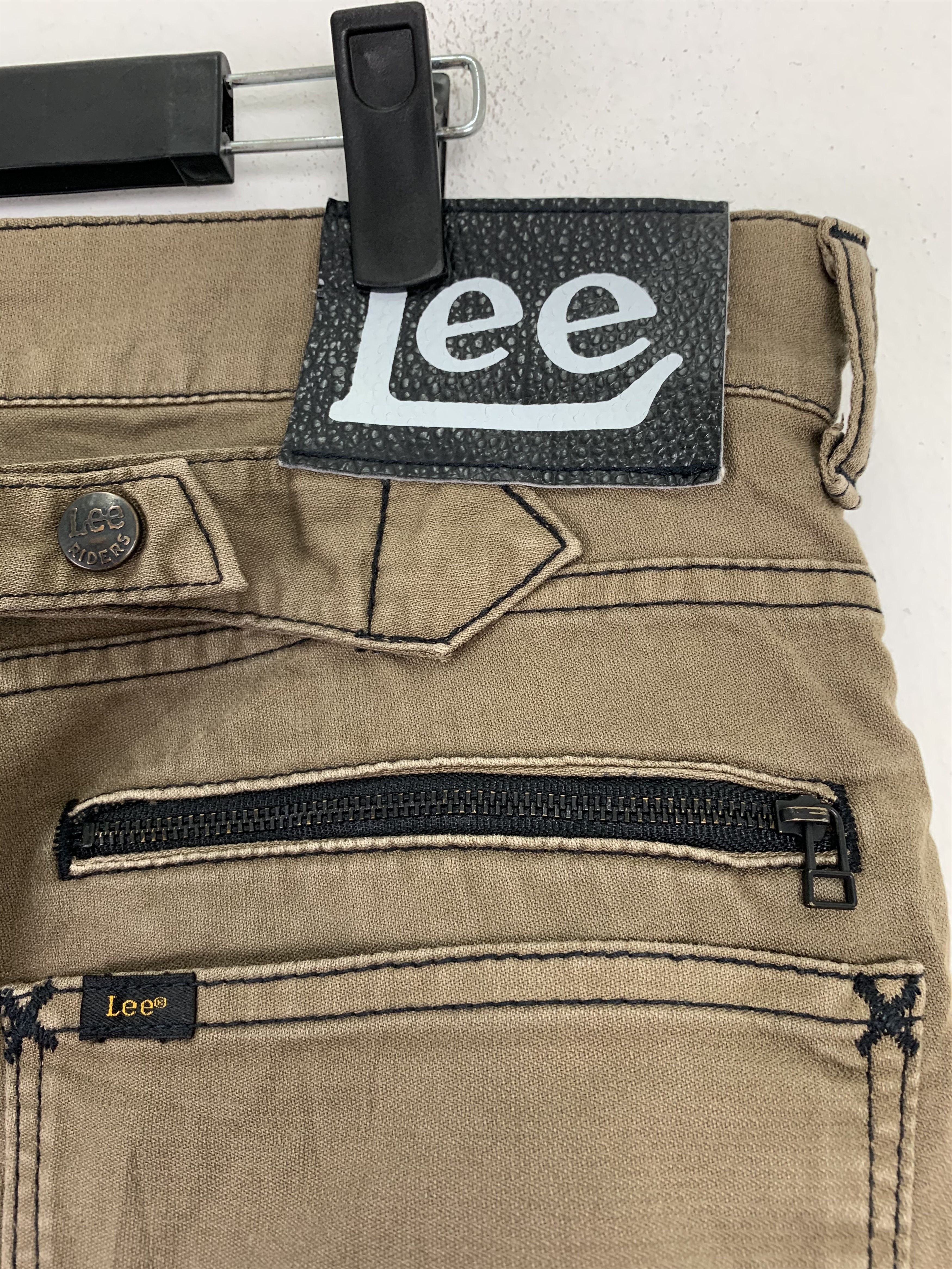 Japanese Brand Lee Riders Cargo Pants Multipocket buckle belt Streetwear Size US 31 - 15 Thumbnail