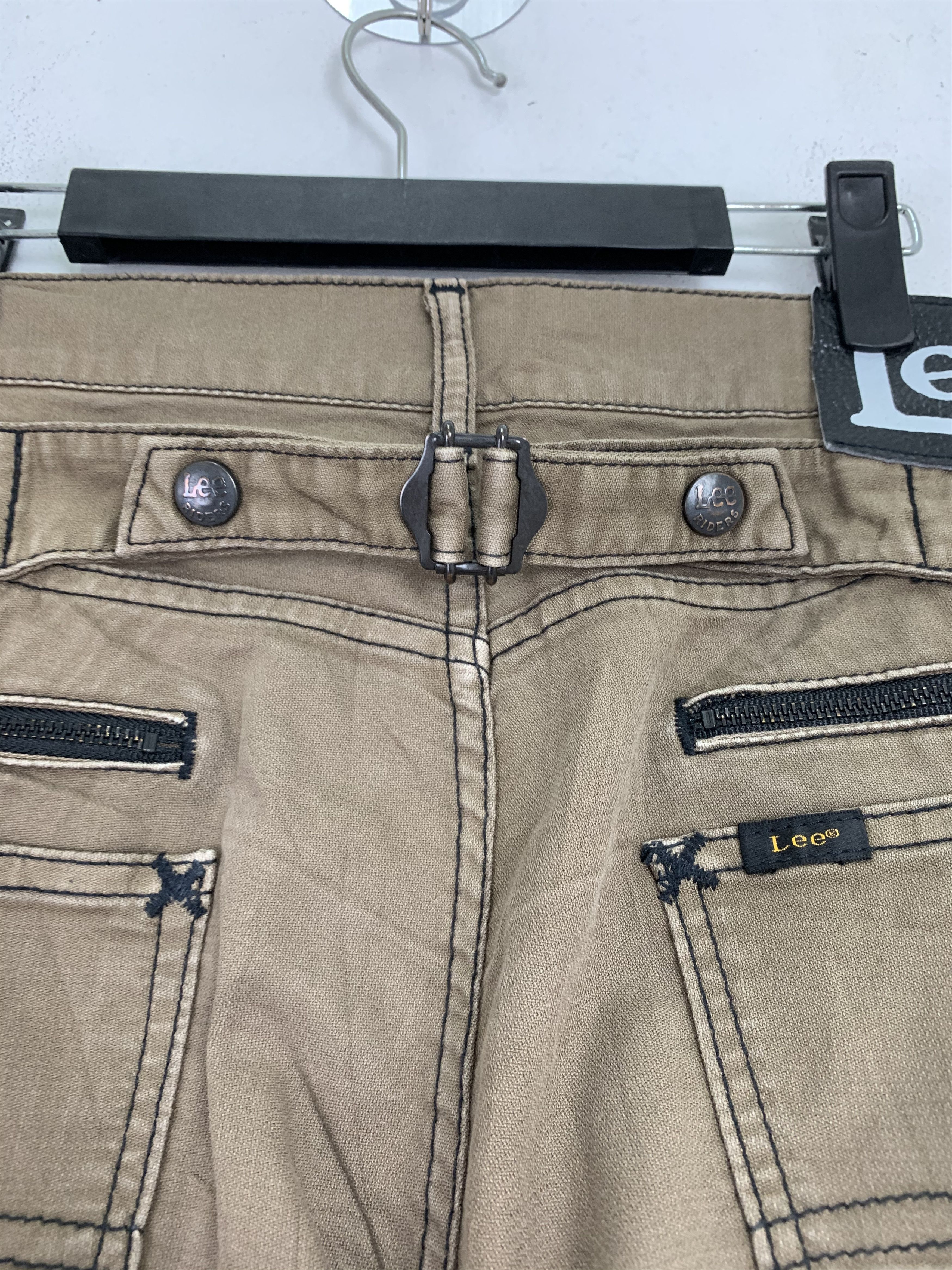 Japanese Brand Lee Riders Cargo Pants Multipocket buckle belt Streetwear Size US 31 - 20 Thumbnail