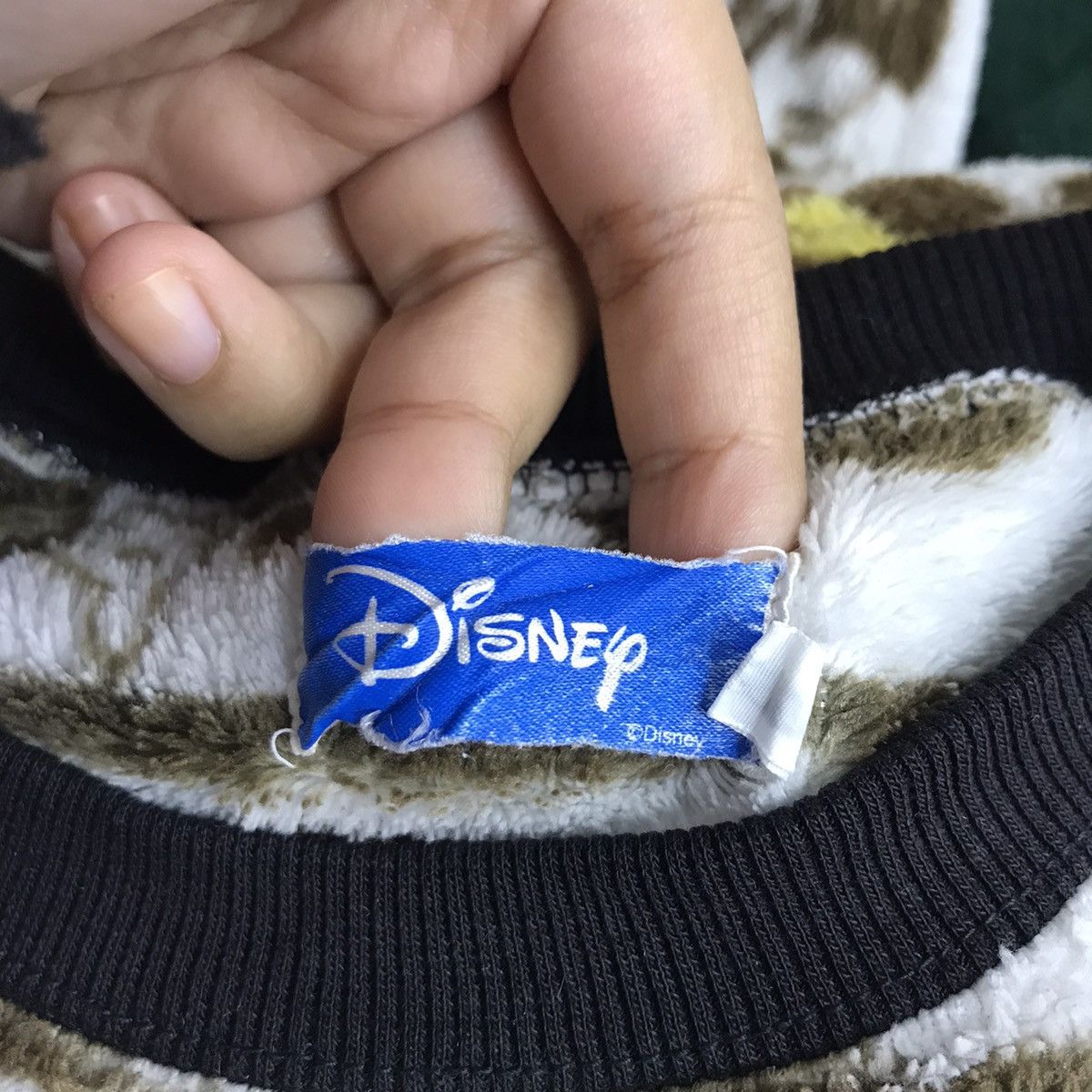 Disney DISNEY MICKEY MOUSE Overprint Sherpa Fleece Sweatshirt Size US S / EU 44-46 / 1 - 4 Thumbnail