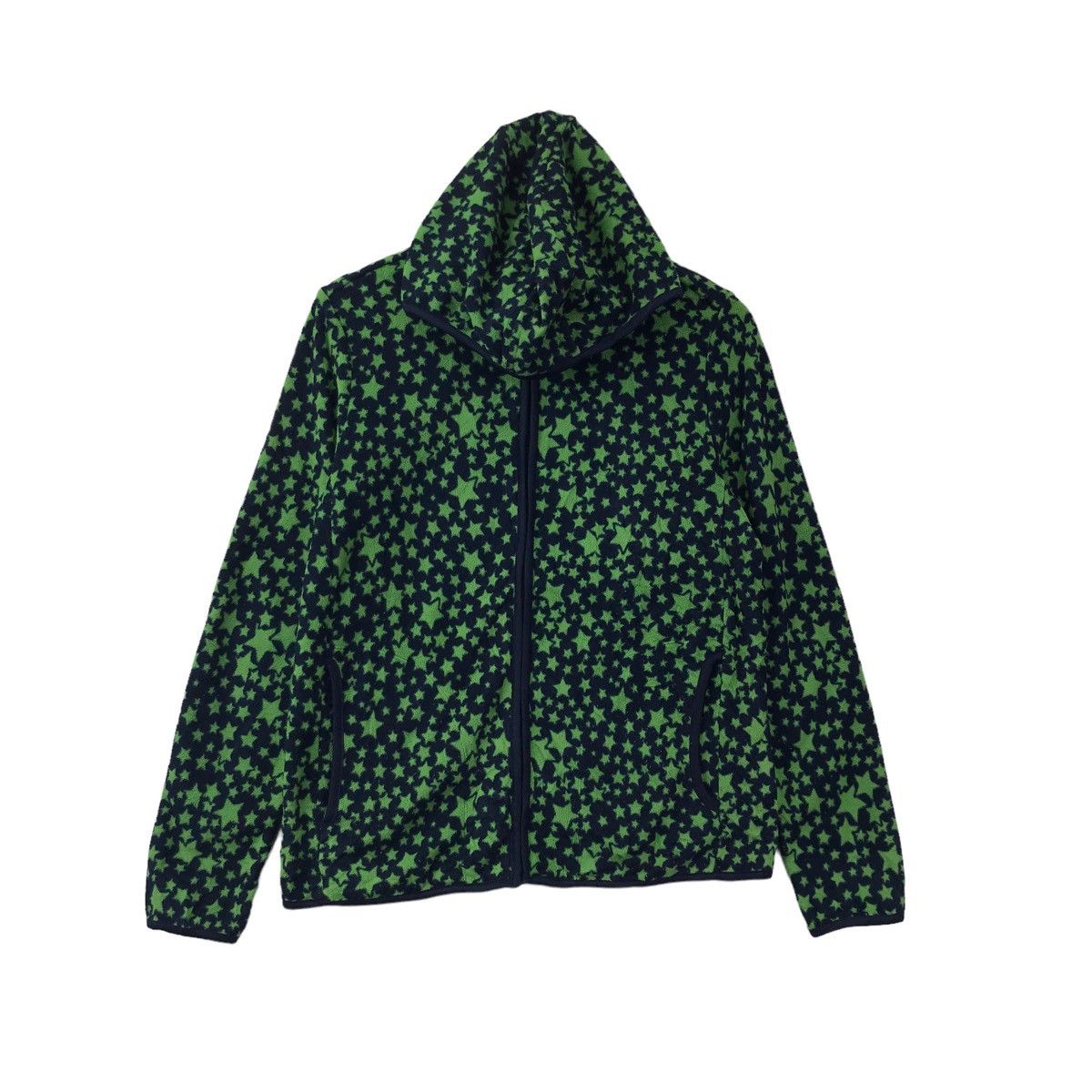 Uniqlo UNIQLO Green Stars Overprint Fleece Hoodiebi Size US XL / EU 56 / 4 - 1 Thumbnail
