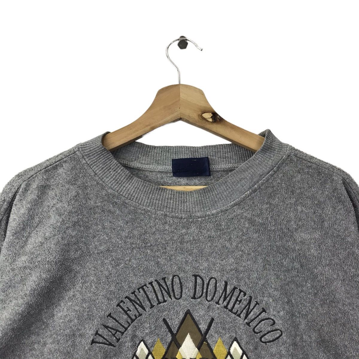 Vintage VALENTINO DOMENICO Sports Traditional Embroidered Sweatshirt ...