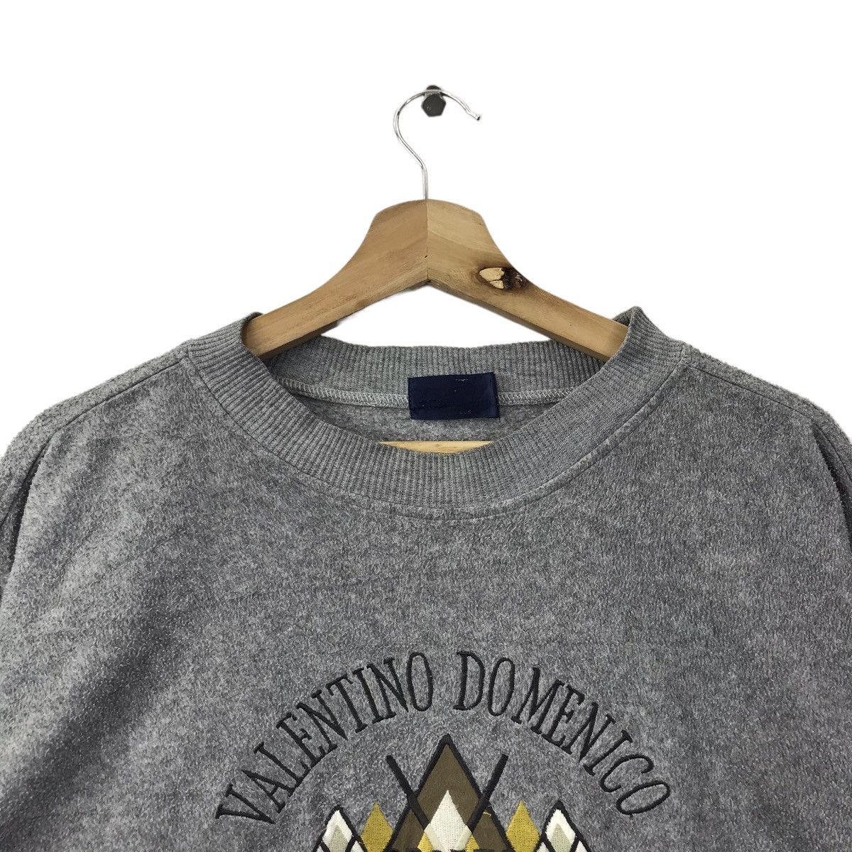 Vintage VALENTINO DOMENICO Sports Traditional Embroidered Sweatshirt Size US L / EU 52-54 / 3 - 2 Thumbnail