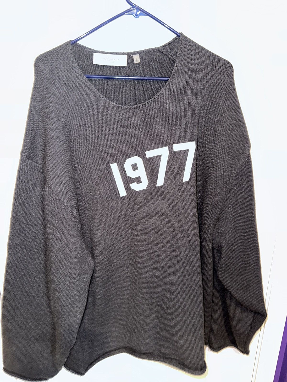 Essentials 1977 Knit Crewneck Size Large