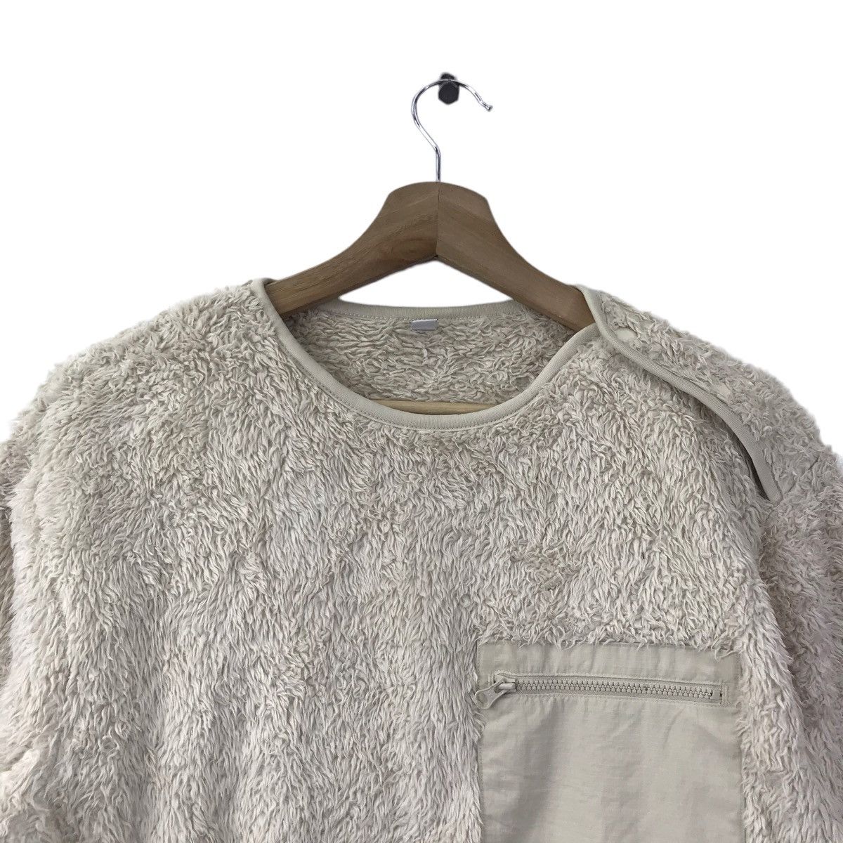 Uniqlo UNIQLO Retro-X Sherpa Fleece Cream Sweatshirt Size US XS / EU 42 / 0 - 2 Thumbnail