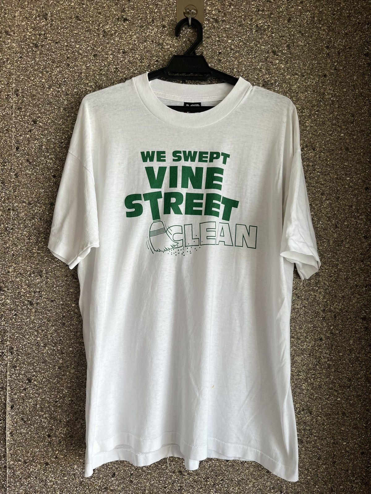 Image of Vintage Fruit Of The Loom Ft41 in White, Men's (Size XL)