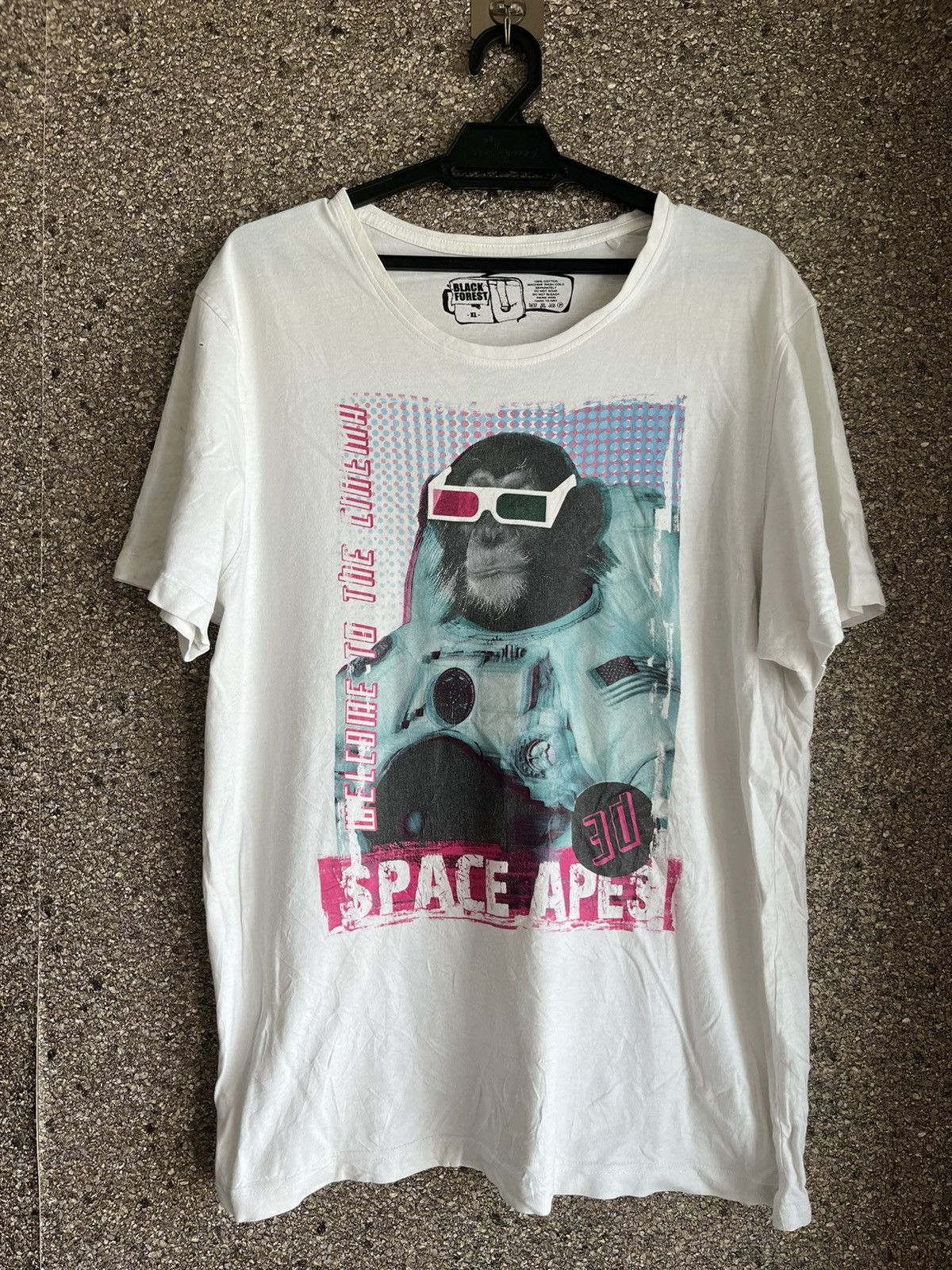 Image of Vintage Space Apes Ft41 in White, Men's (Size XL)