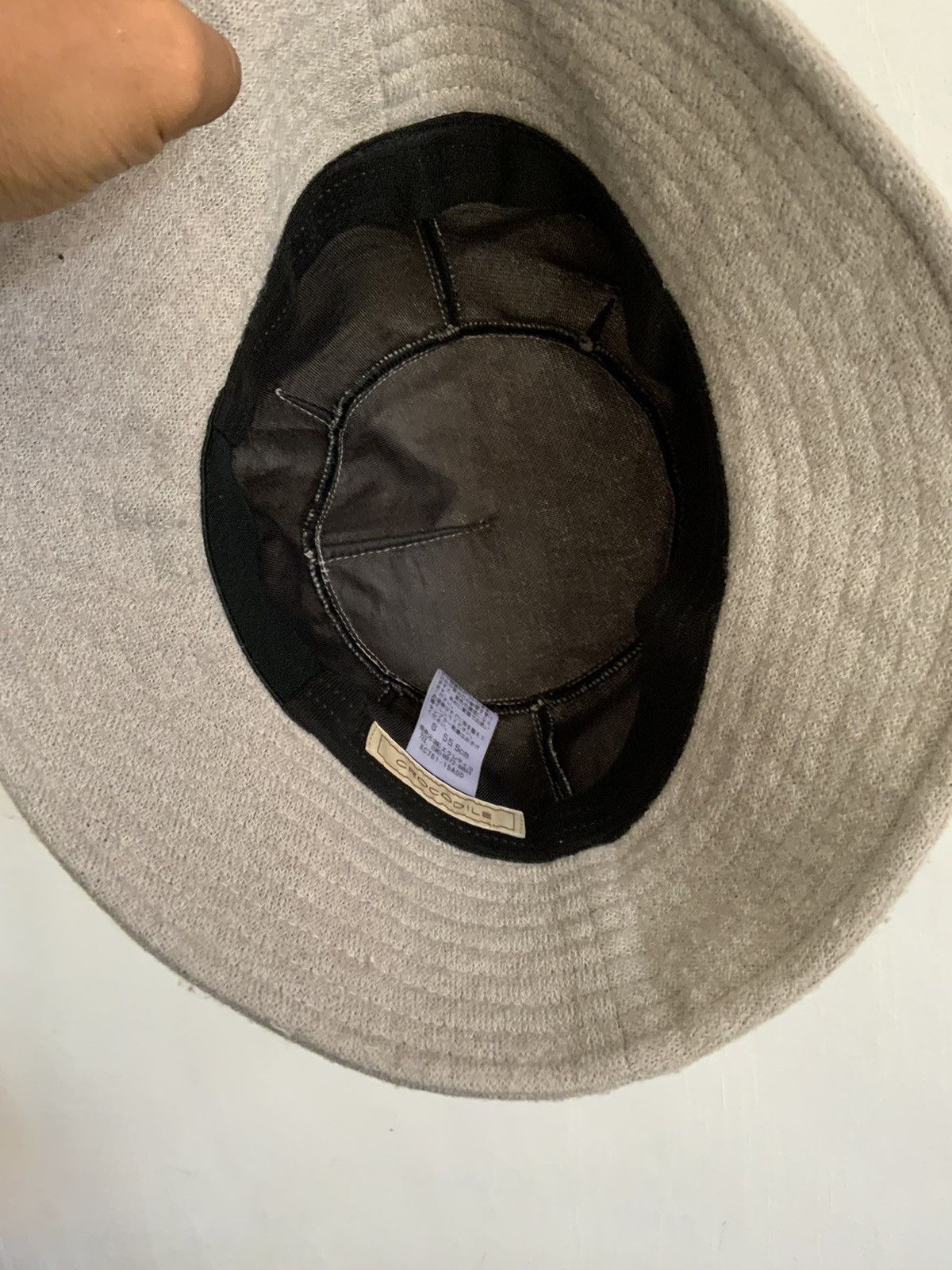 Japanese Brand Vintage Crocodile Mohair Japan Bucket Hat Size ONE SIZE - 11 Thumbnail