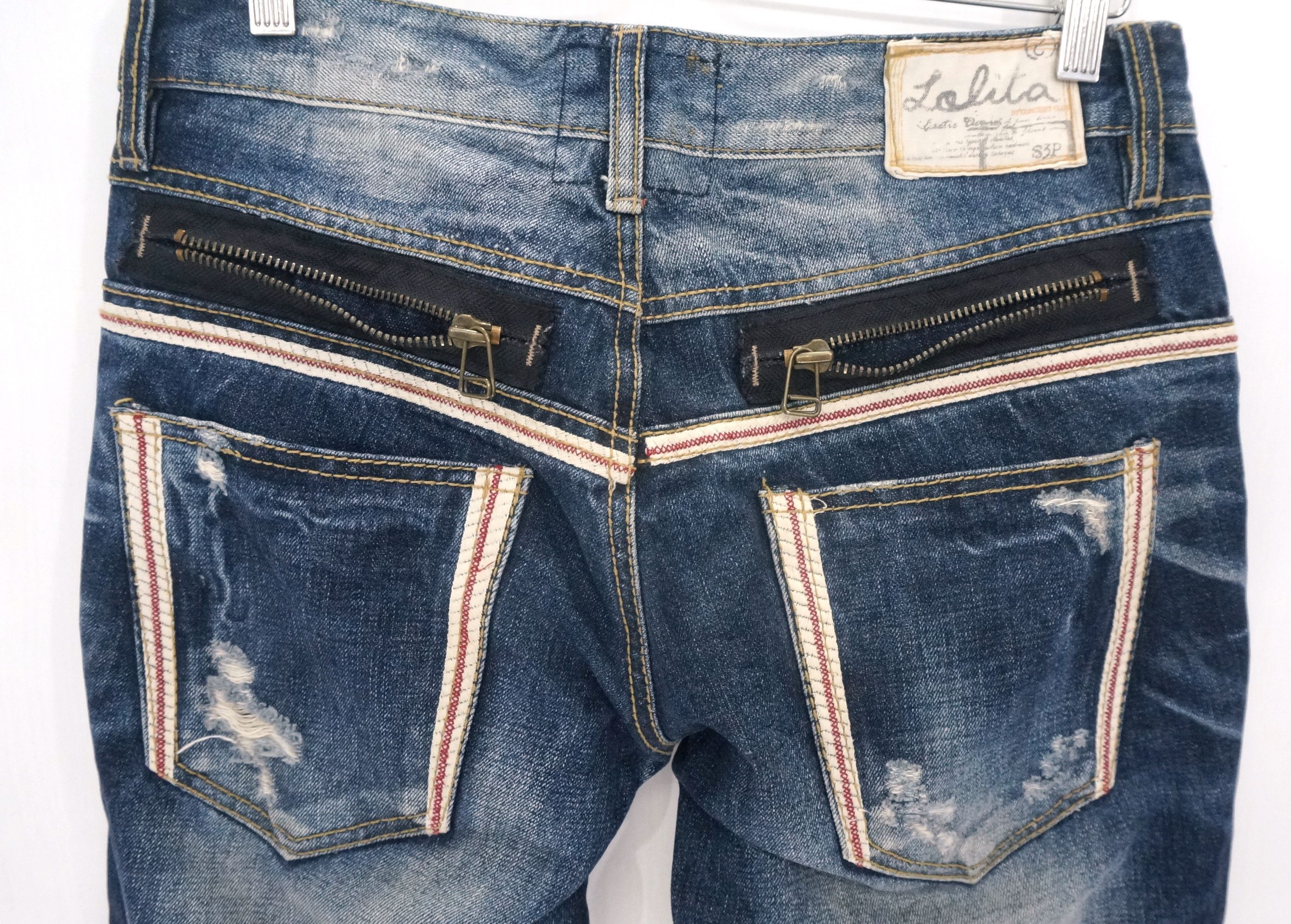 Japanese Brand Vintage Lolita Yoshitomo Nara Distressed Jeans Size US 32 / EU 48 - 8 Thumbnail