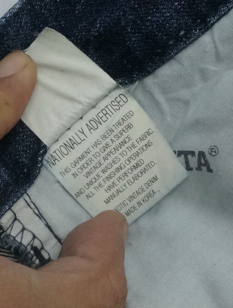 Japanese Brand Vintage Lolita Yoshitomo Nara Distressed Jeans Size US 32 / EU 48 - 19 Thumbnail