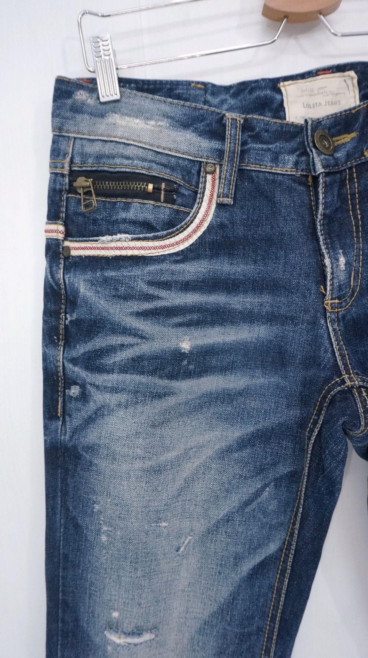 Japanese Brand Vintage Lolita Yoshitomo Nara Distressed Jeans Size US 32 / EU 48 - 3 Thumbnail