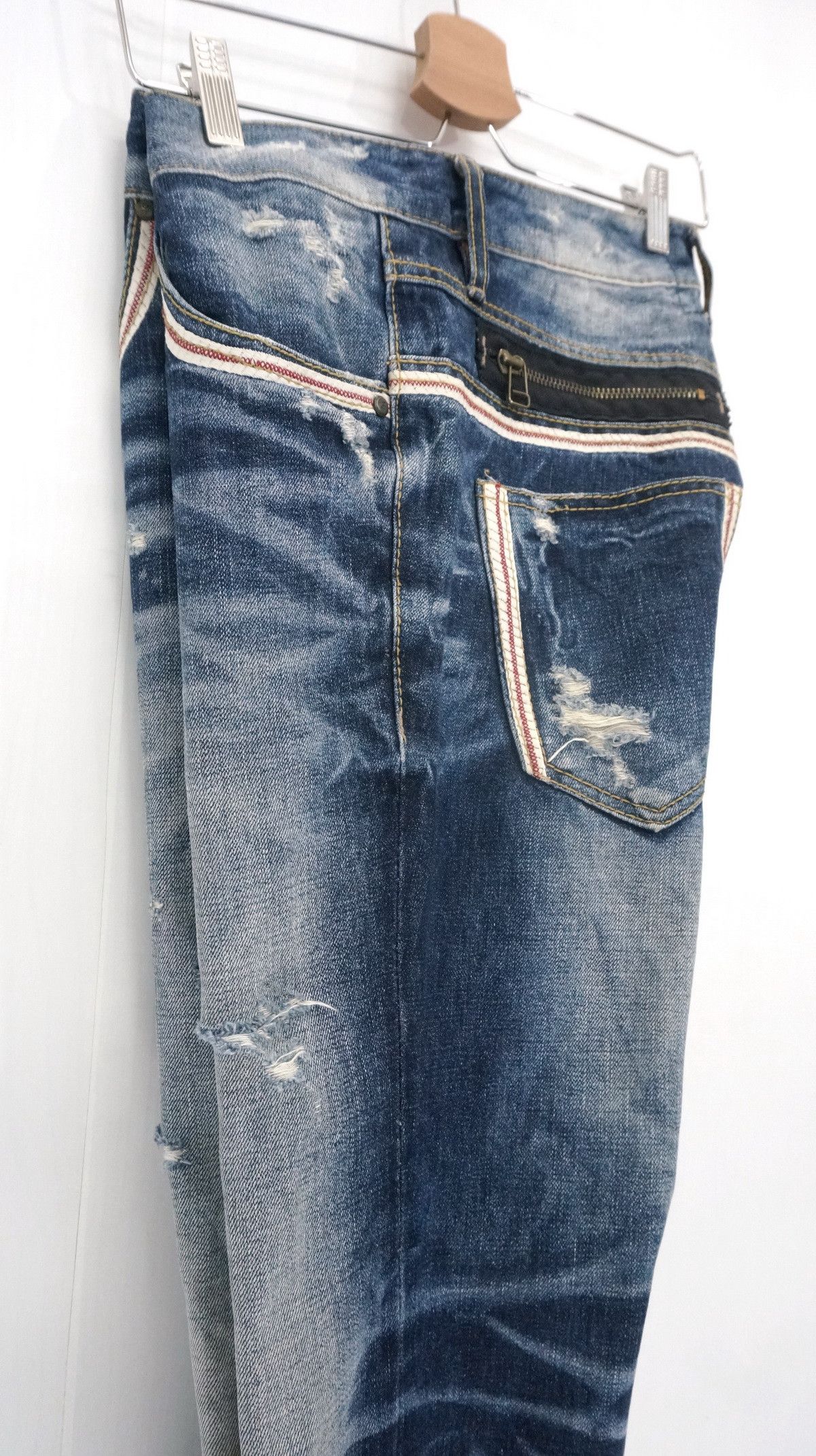 Japanese Brand Vintage Lolita Yoshitomo Nara Distressed Jeans Size US 32 / EU 48 - 12 Thumbnail