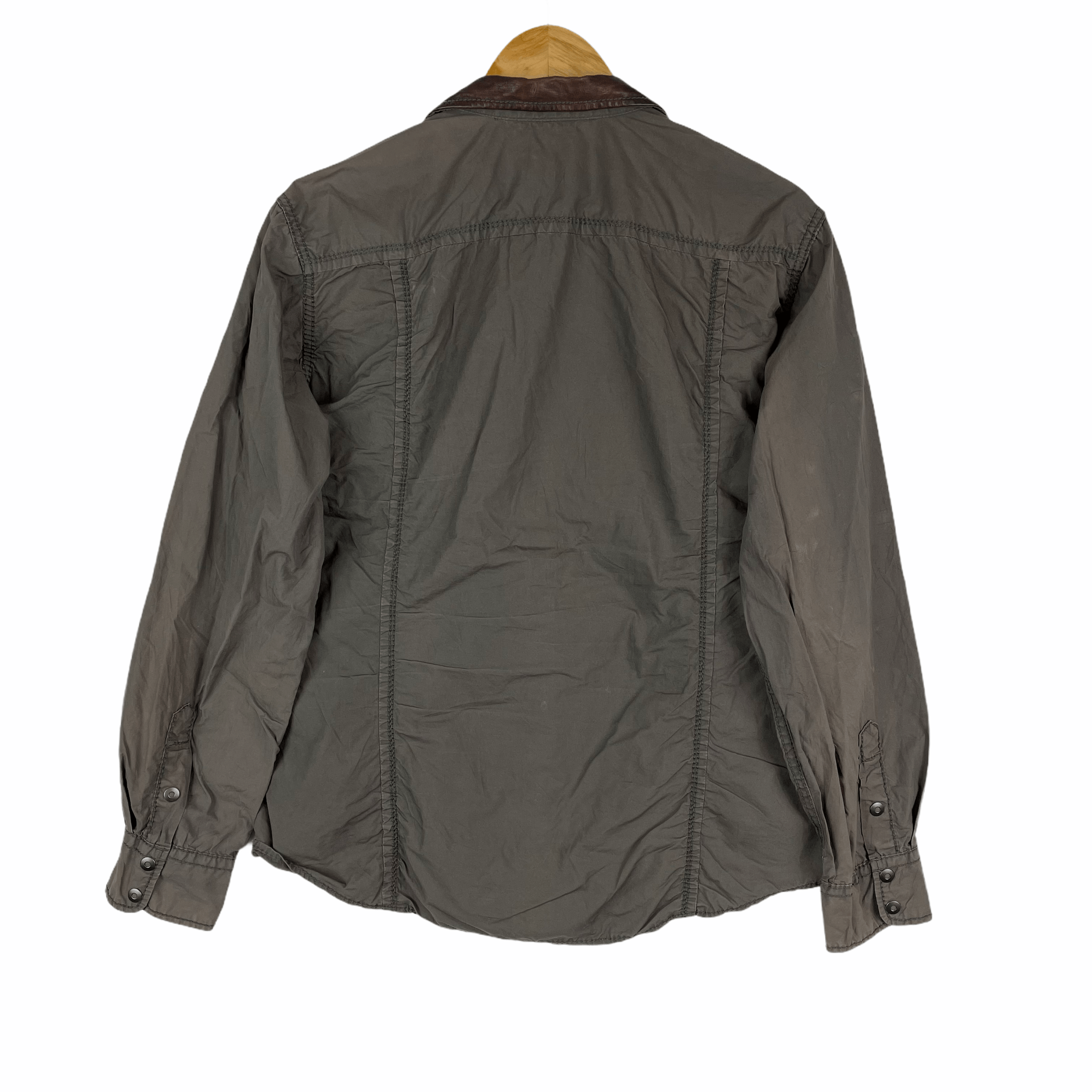 Chevignon Vintage CHEVIGNON Army Military Dark Grey Leather Shirt Size US L / EU 52-54 / 3 - 5 Thumbnail