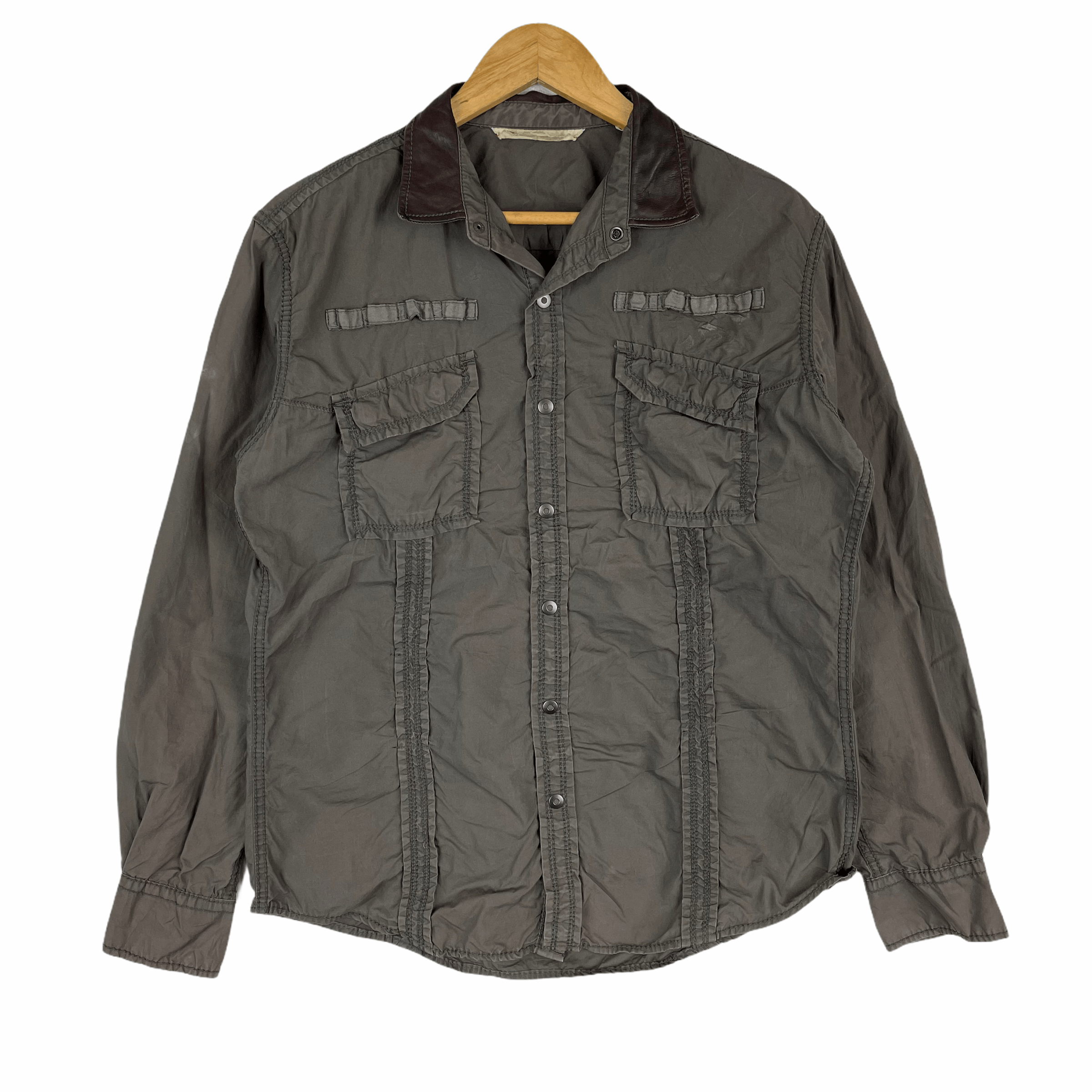 Chevignon Vintage CHEVIGNON Army Military Dark Grey Leather Shirt Size US L / EU 52-54 / 3 - 1 Thumbnail