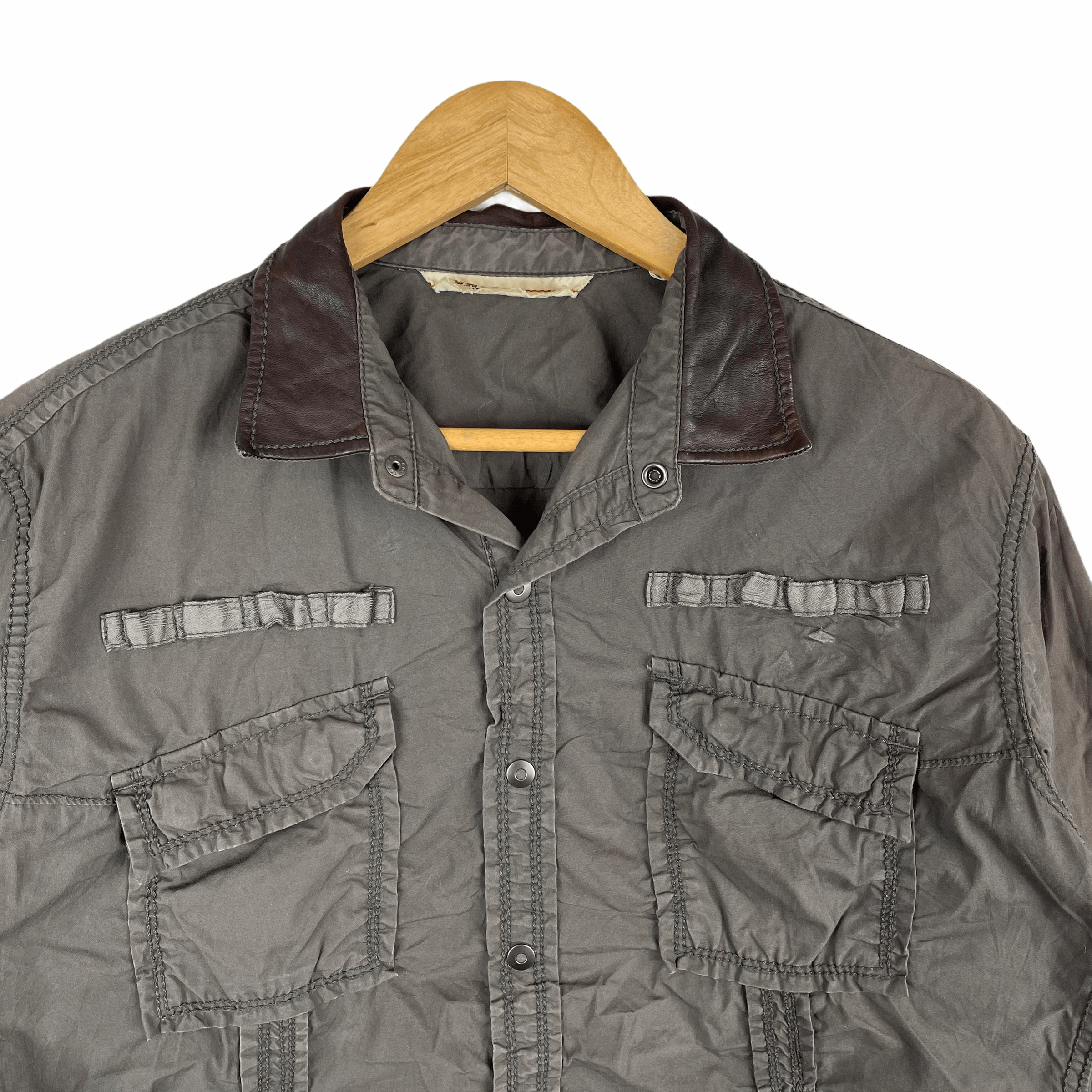 Chevignon Vintage CHEVIGNON Army Military Dark Grey Leather Shirt Size US L / EU 52-54 / 3 - 2 Thumbnail
