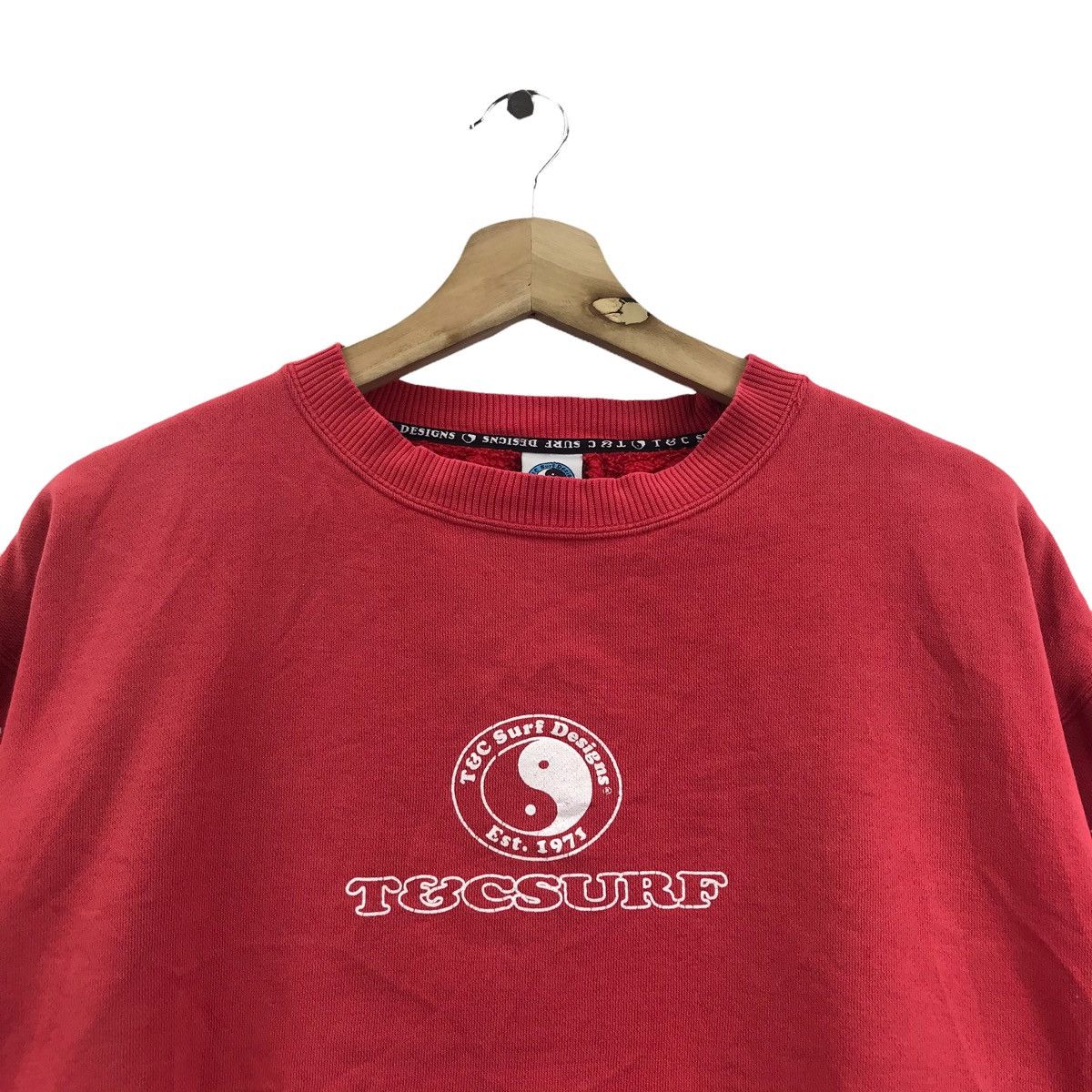 Vintage Vintage 90s T&C Surf Design USA SURFWEAR Surfing Sweatshirt Size US L / EU 52-54 / 3 - 4 Thumbnail