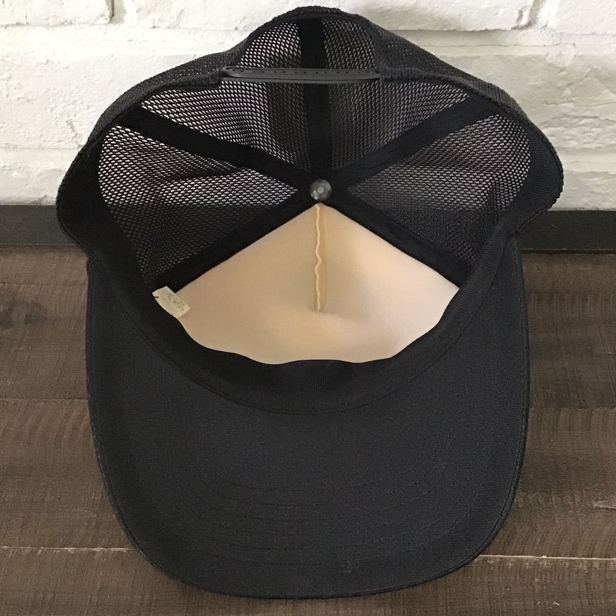 Bape BAPE Swarovski KISS LOGO trucker hat cap a bathing ape Size ONE SIZE - 7 Thumbnail