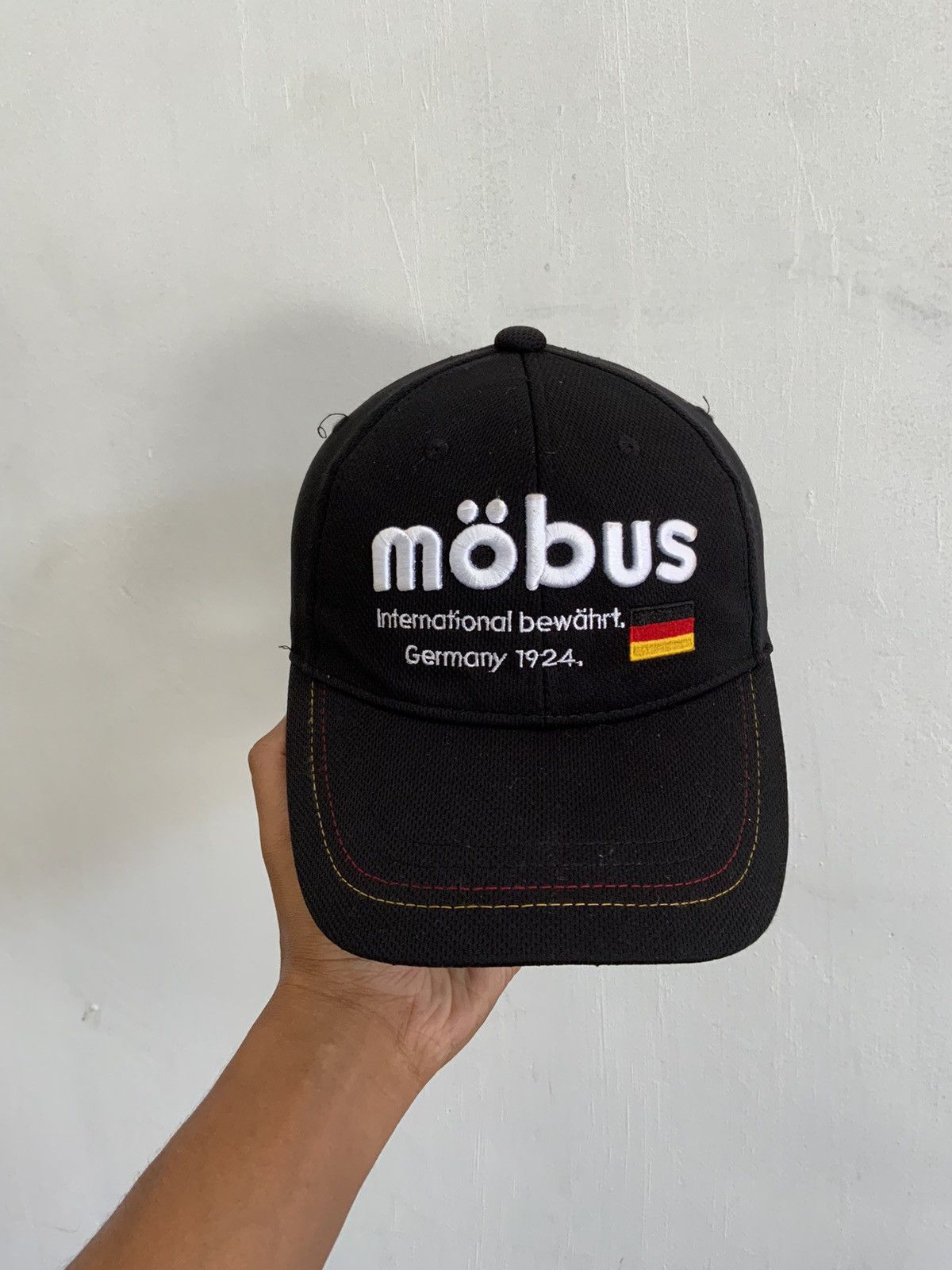 20471120 Mobus International Bewahrt Germany Hat Size ONE SIZE - 5 Thumbnail