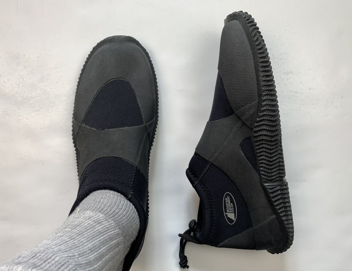 Mountain Equipment Company × Vibram MEC Black Slipon Mens Water Shoes Size 10 Mountain Equipment Size US 10 / EU 43 - 6 Thumbnail