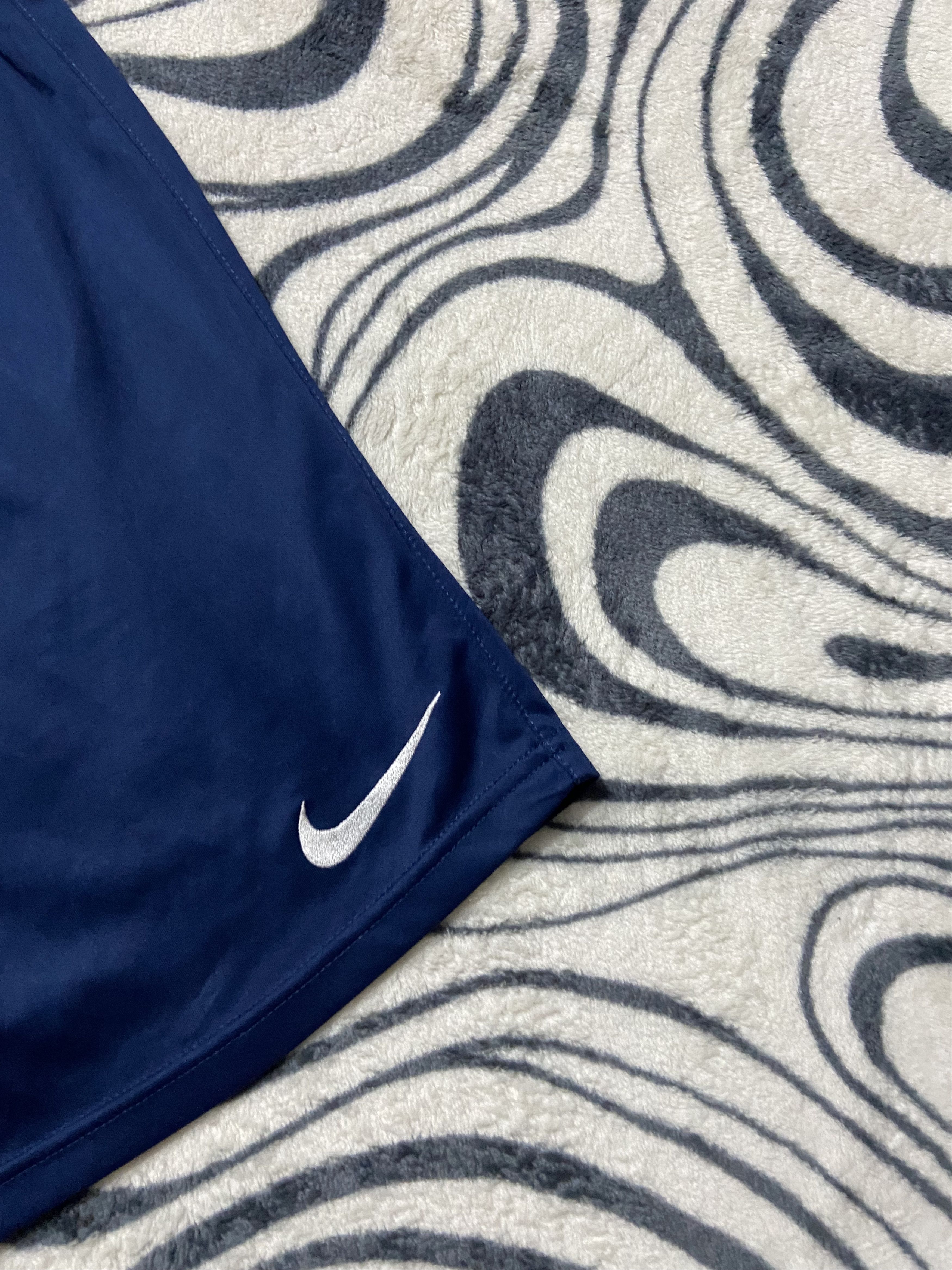 Nike × Vintage Vintage Nike Mens Shorts Dri Fit Y2K Size US 32 / EU 48 - 2 Thumbnail