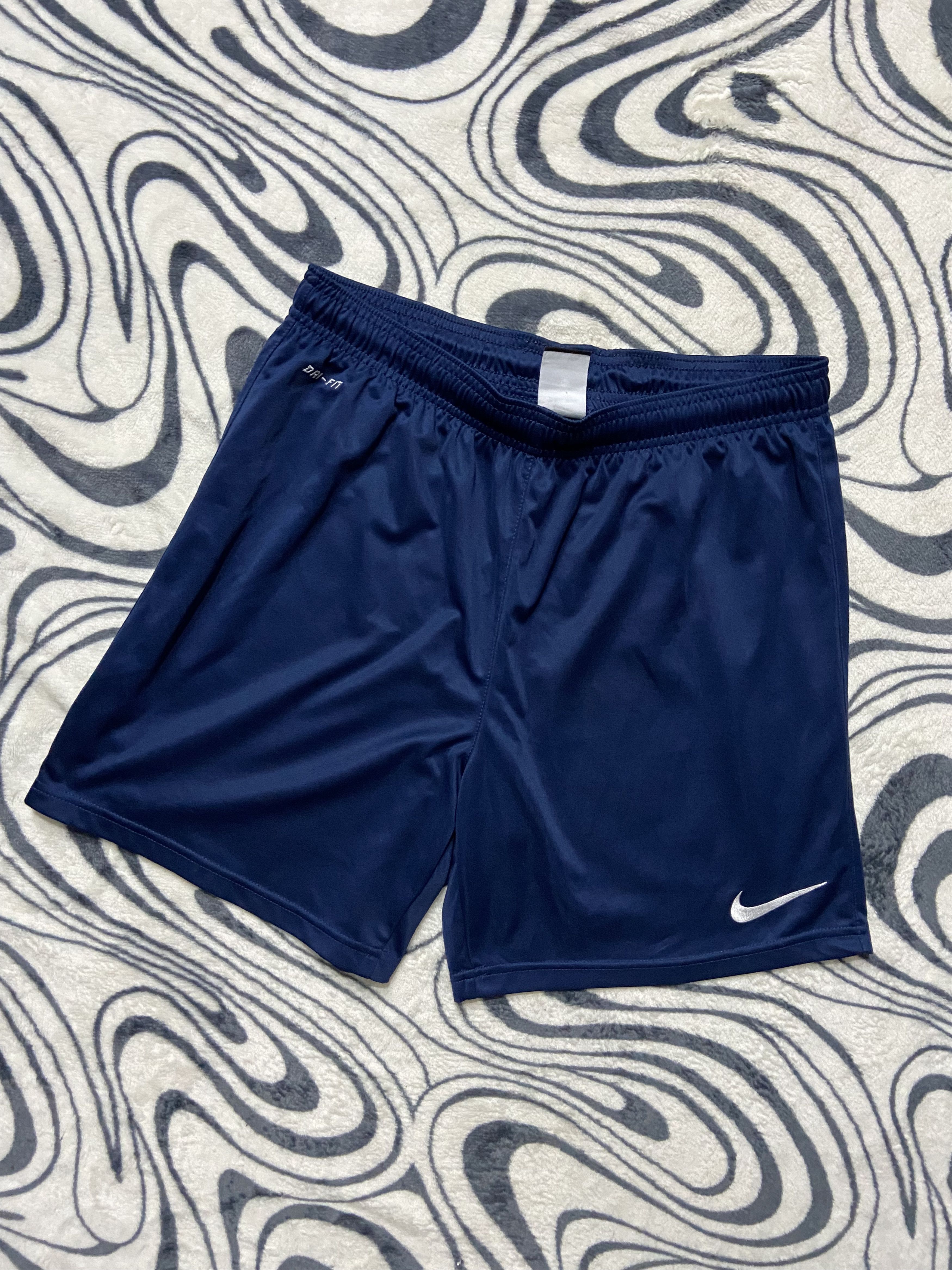 Nike × Vintage Vintage Nike Mens Shorts Dri Fit Y2K Size US 32 / EU 48 - 1 Thumbnail
