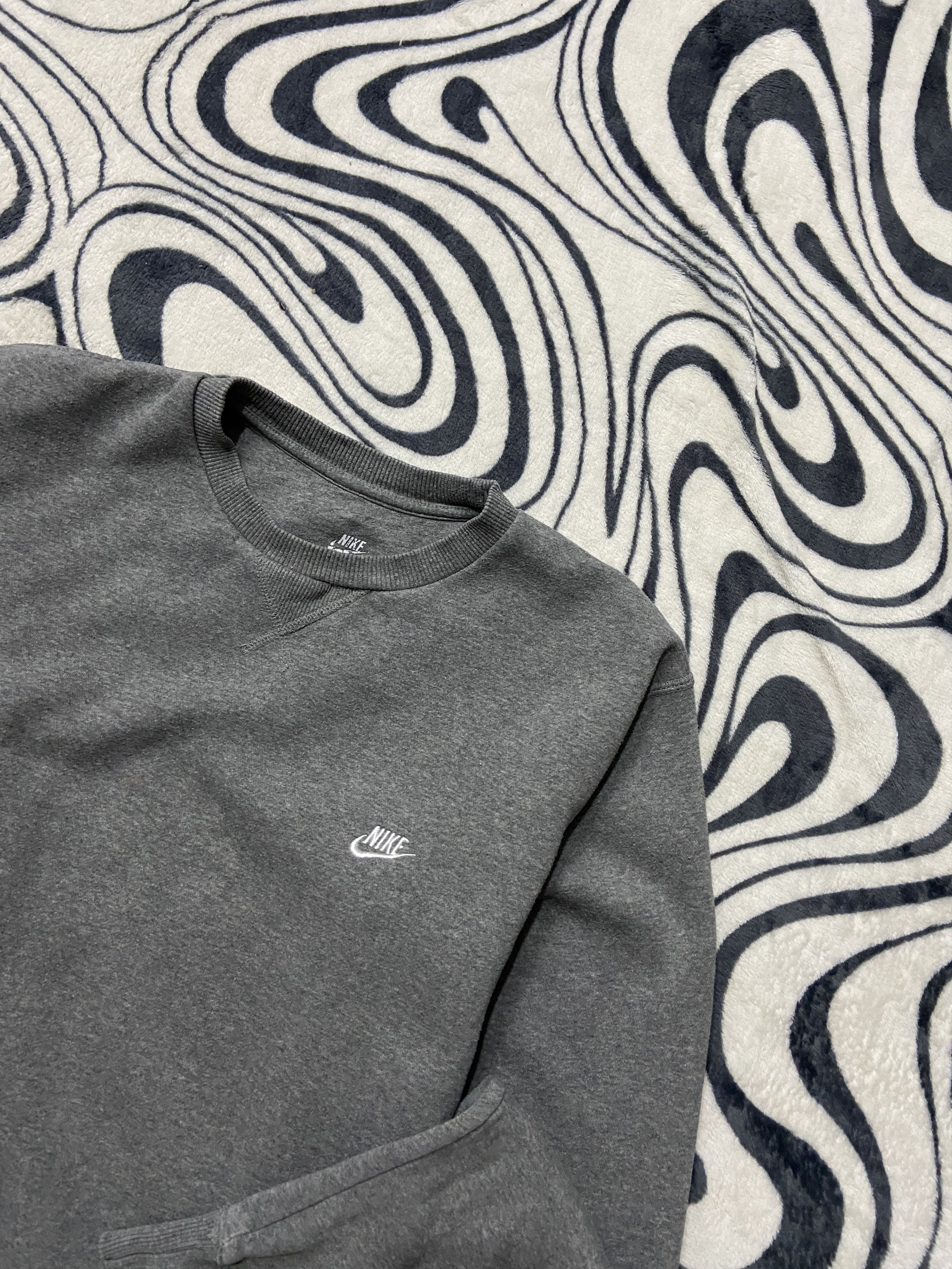 Nike Nike Vintage Mens Sweatshirt Swoosh Size US XL / EU 56 / 4 - 2 Thumbnail