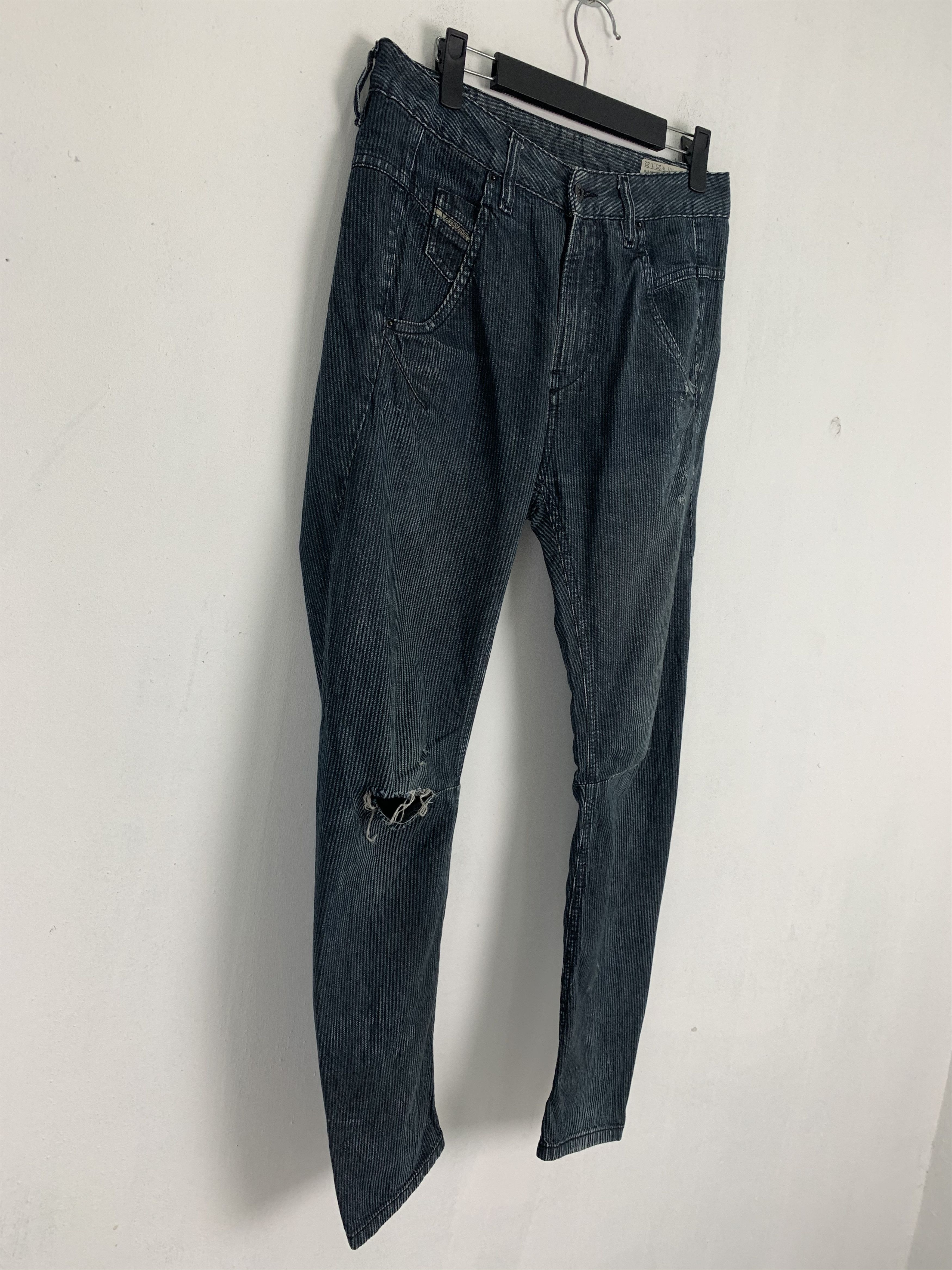 Diesel Diesel Distressed Denim Streetwear Over The Stripes Size US 29 - 10 Thumbnail