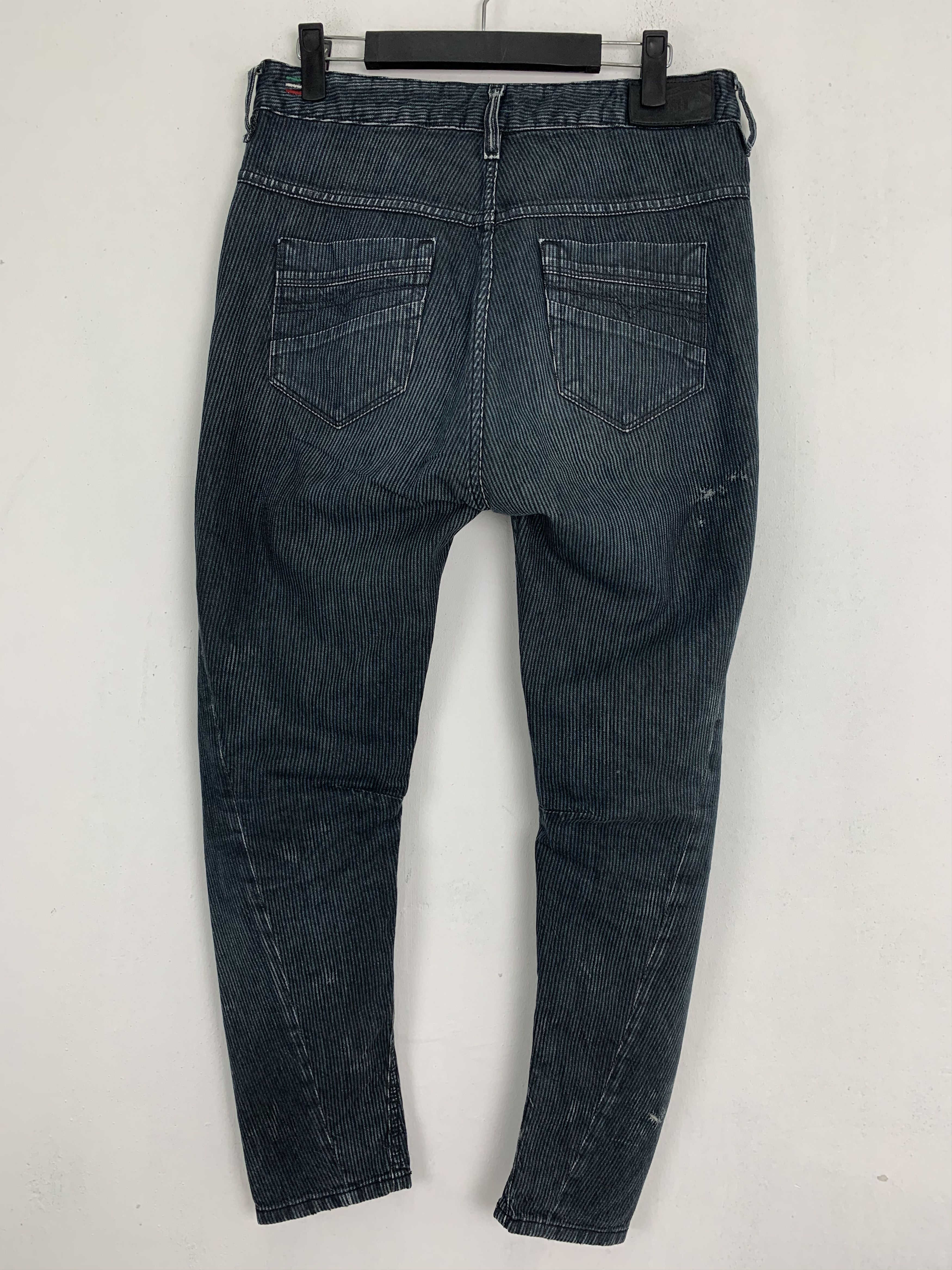 Diesel Diesel Distressed Denim Streetwear Over The Stripes Size US 29 - 15 Thumbnail