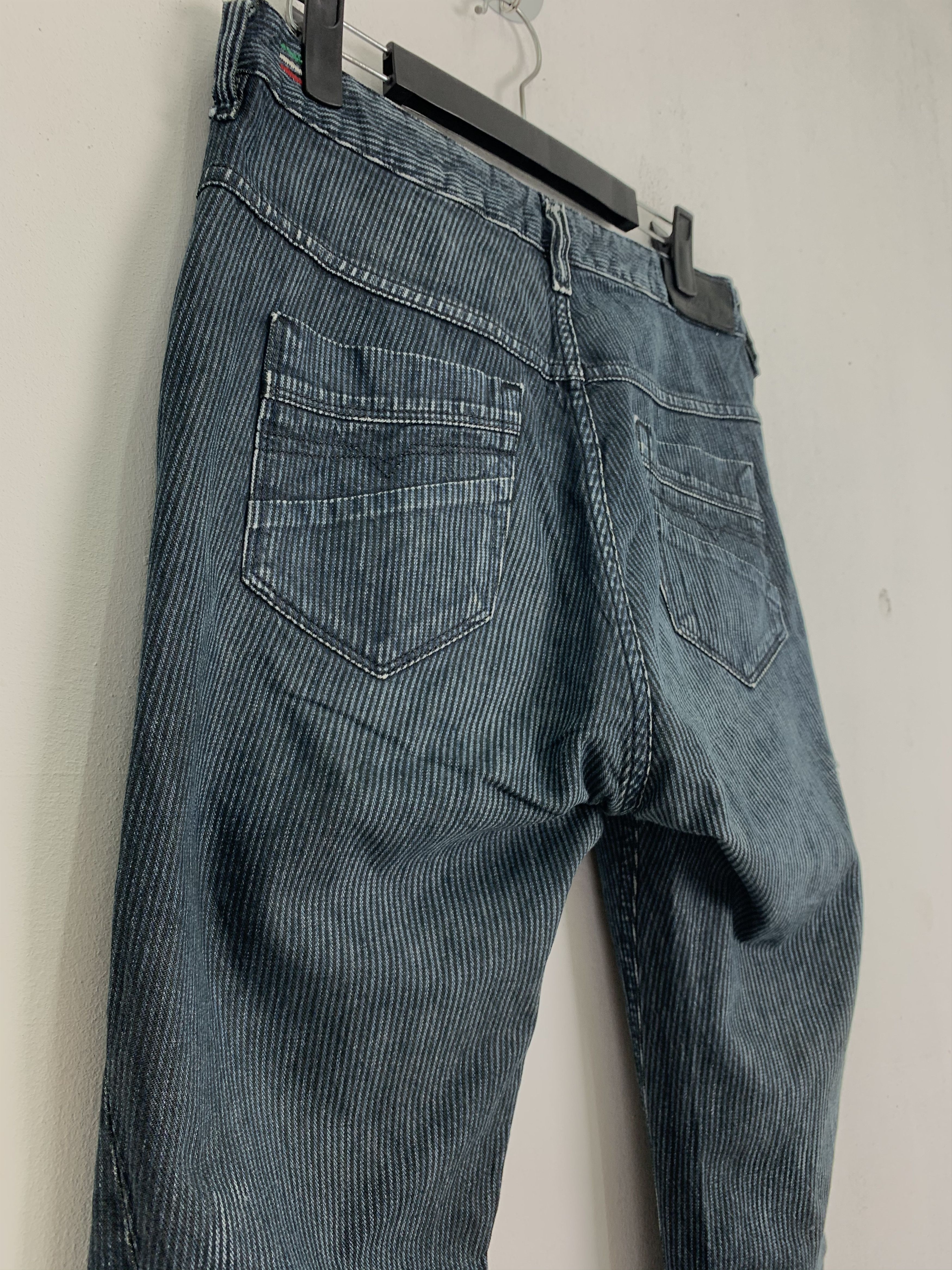 Diesel Diesel Distressed Denim Streetwear Over The Stripes Size US 29 - 20 Thumbnail