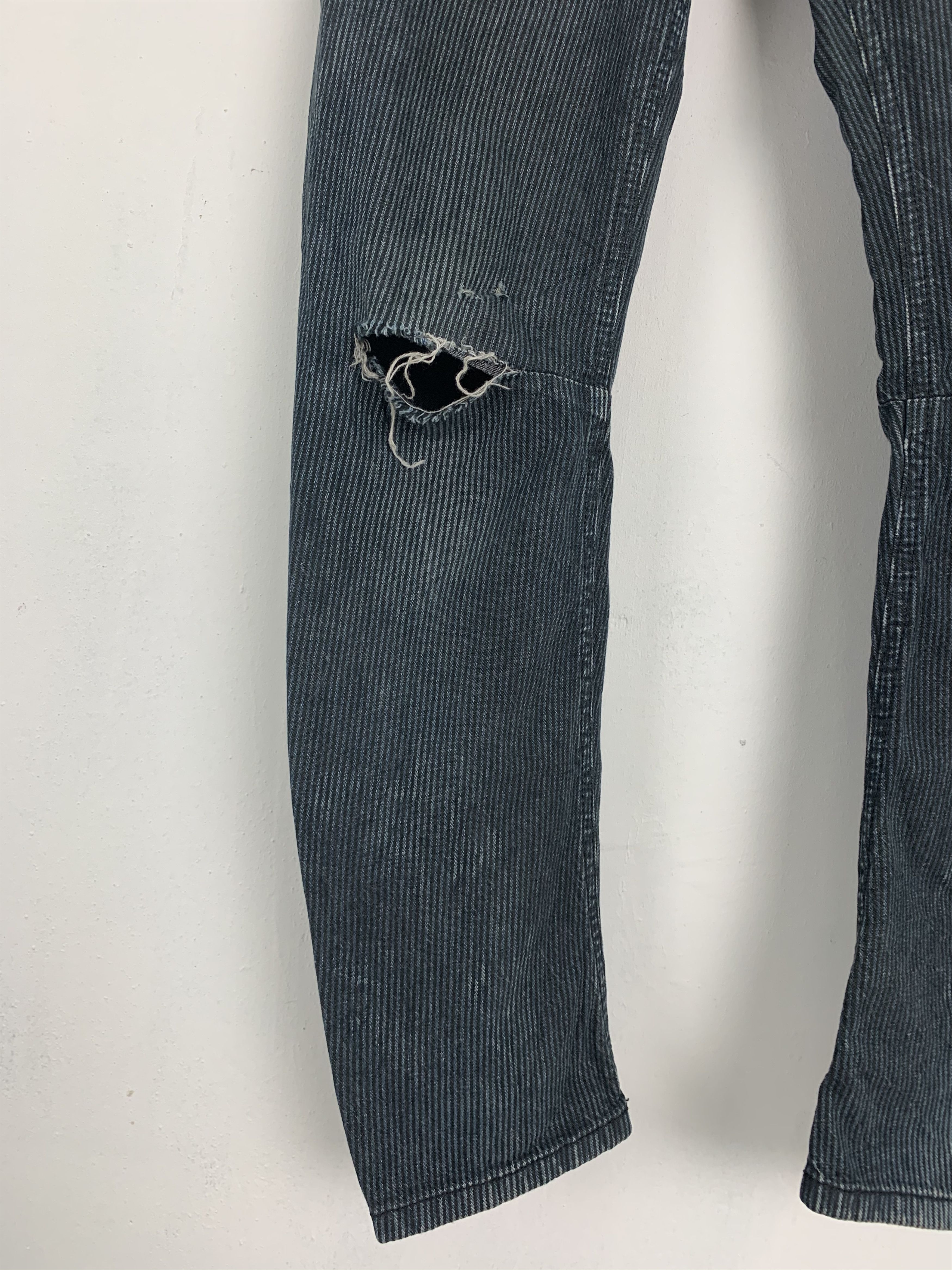 Diesel Diesel Distressed Denim Streetwear Over The Stripes Size US 29 - 5 Thumbnail