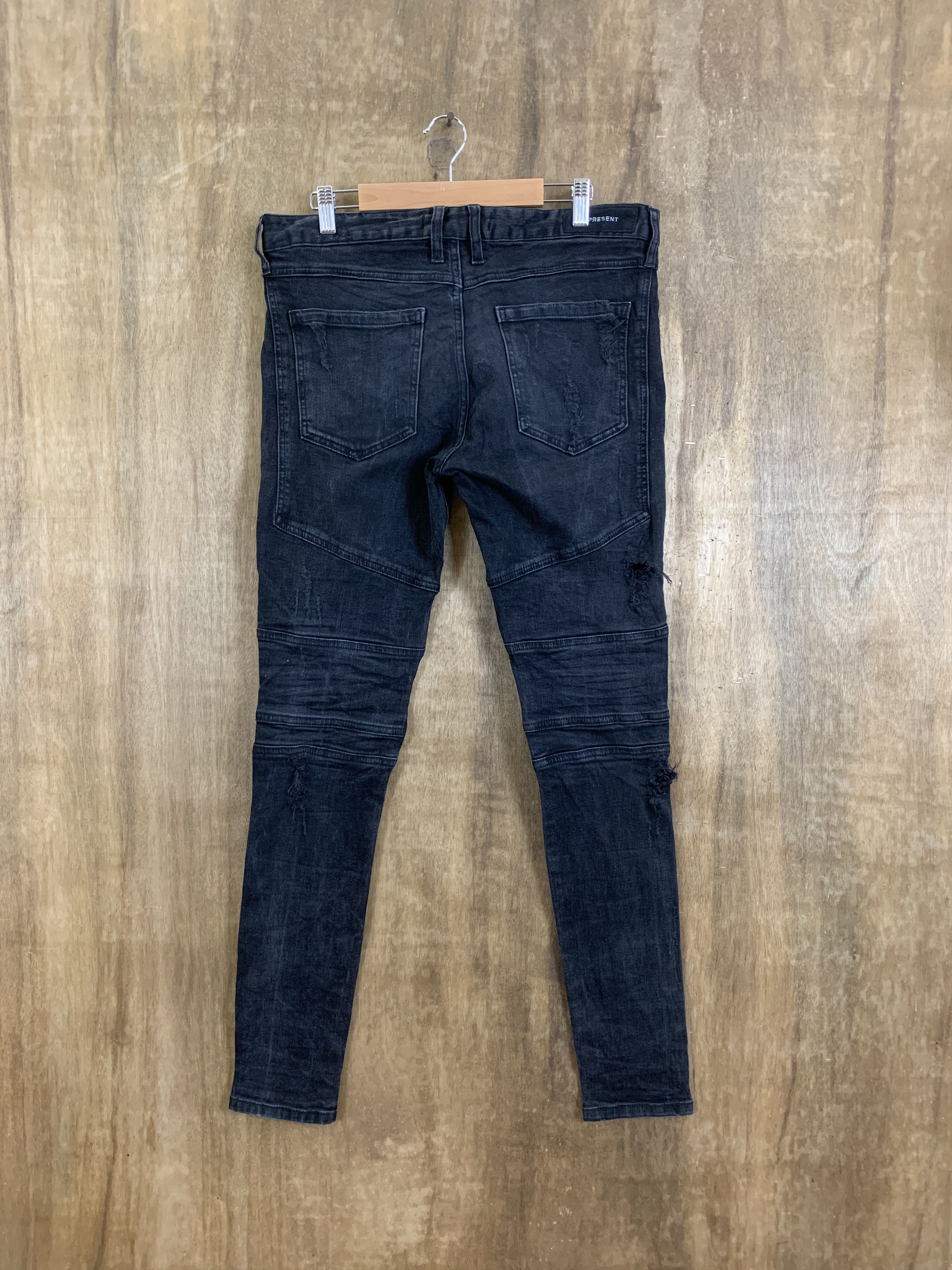 Represent Clo. Bikers Jeans Destroy Distressed Jet Black Multipocket Size US 32 / EU 48 - 2 Thumbnail