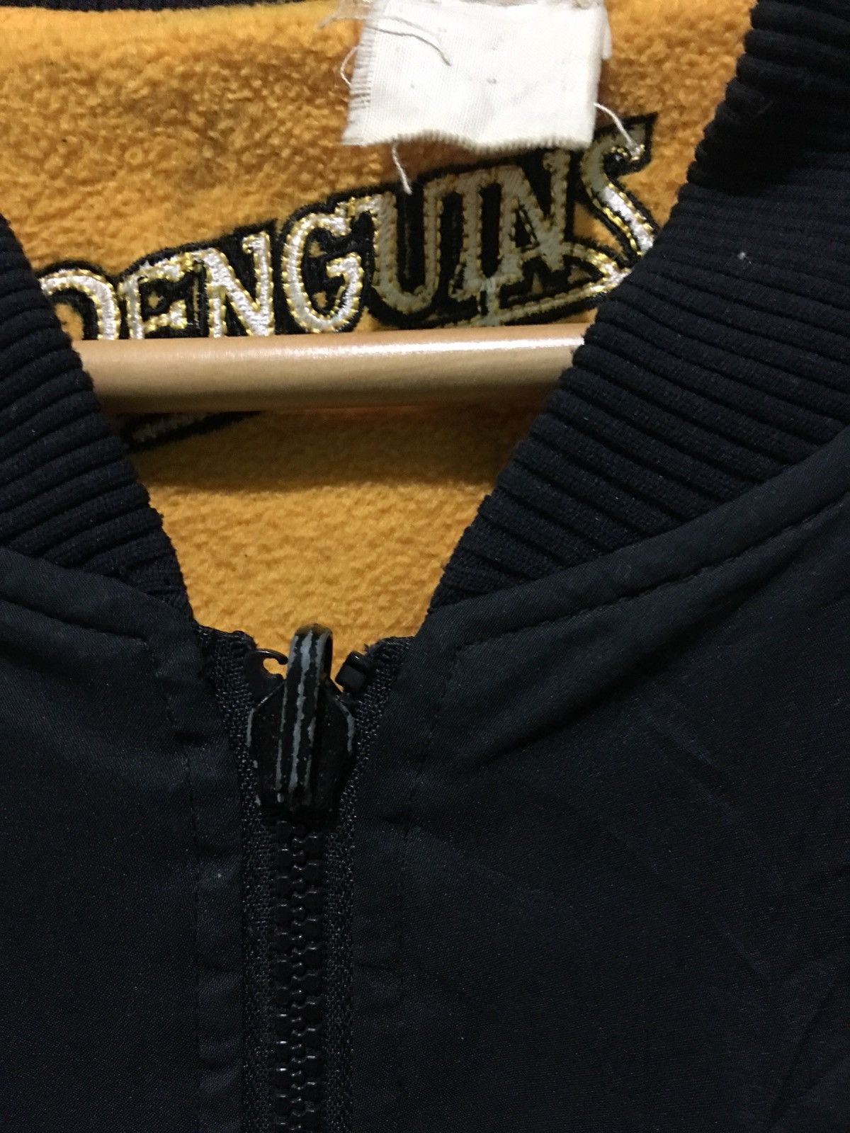 Nike Vintage Nike X Peguins Hockey Ice Club Riversible Jackets Size US XL / EU 56 / 4 - 6 Thumbnail