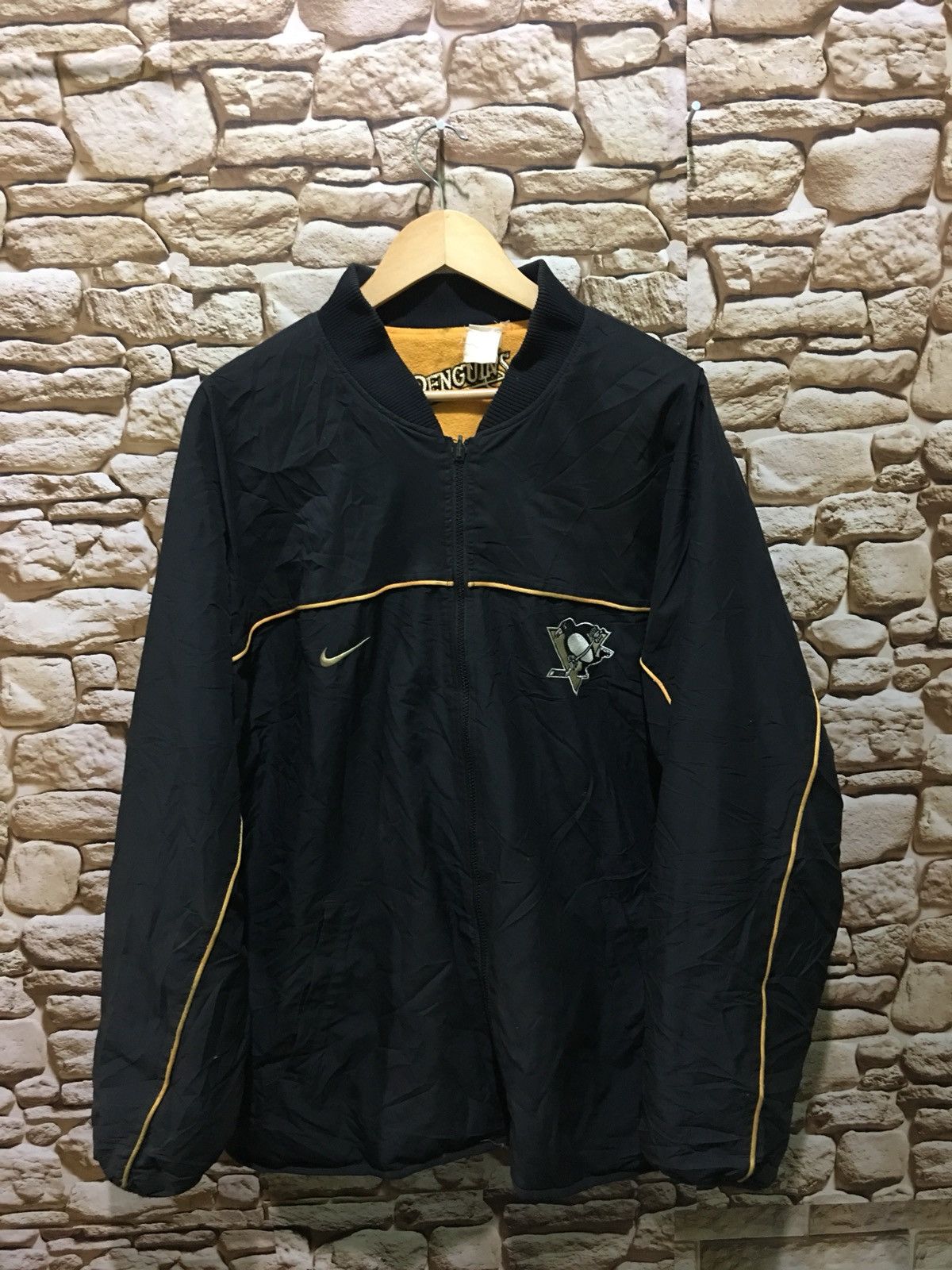 NHL Vintage Nike X Peguins Hockey Ice Club Riversible Jackets Size US XL / EU 56 / 4 - 1 Thumbnail