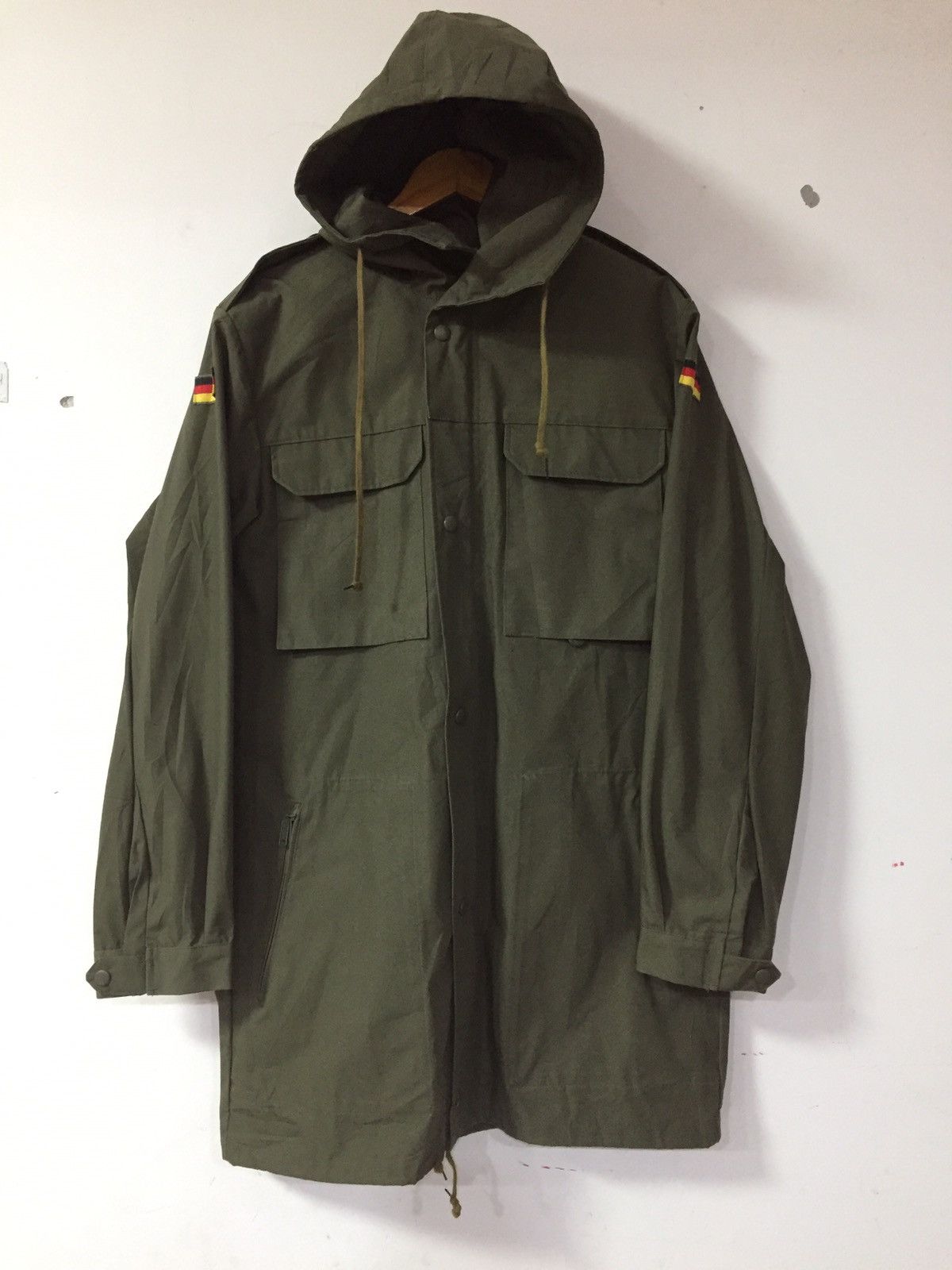 Vintage 💥delete today💥Vintage Parka Army 1988 WaterProof zip OPTI Size US L / EU 52-54 / 3 - 2 Thumbnail
