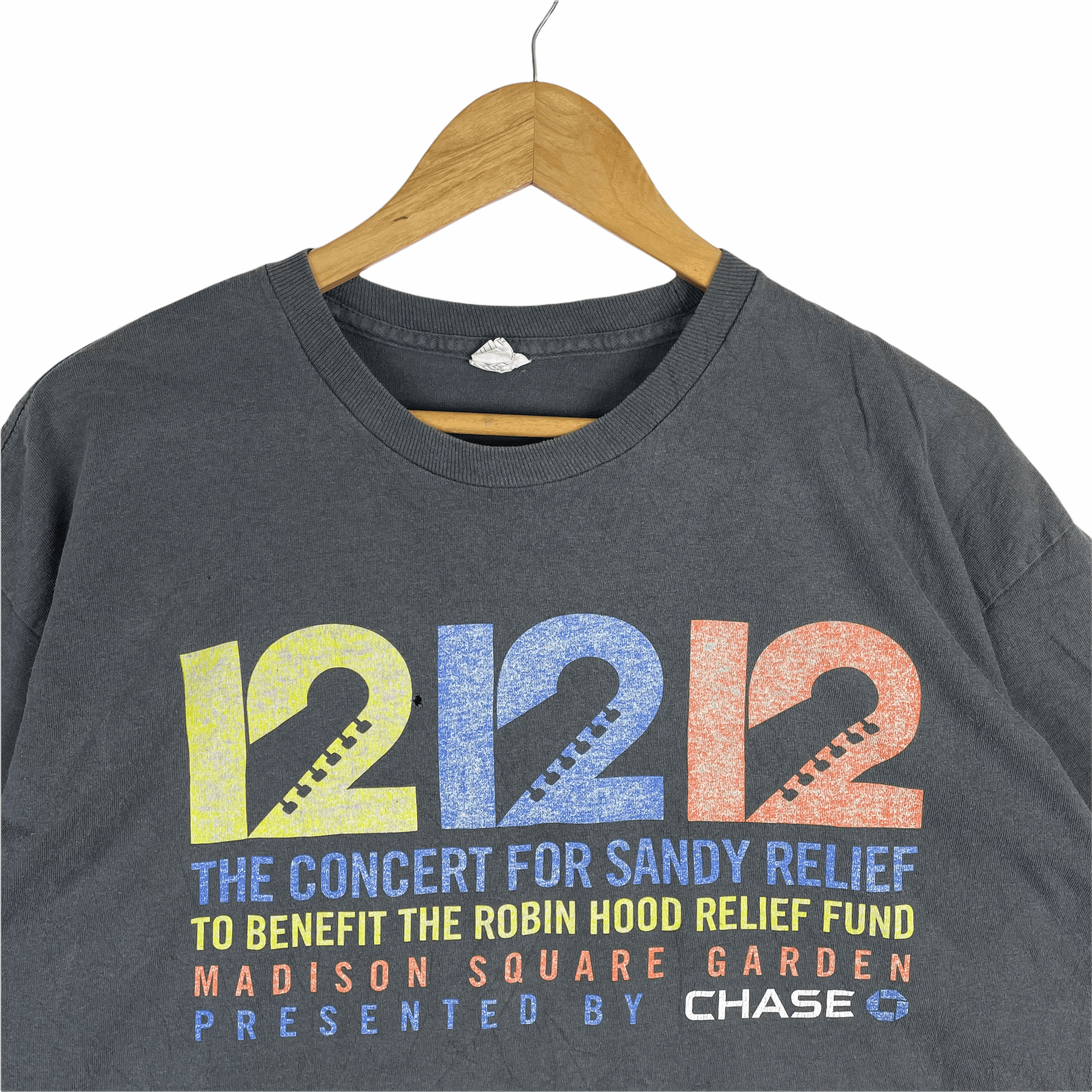 Band Tees CONCERT For SANDY RELIEF Kanye West Rolling Stone The Who Size US XL / EU 56 / 4 - 2 Thumbnail