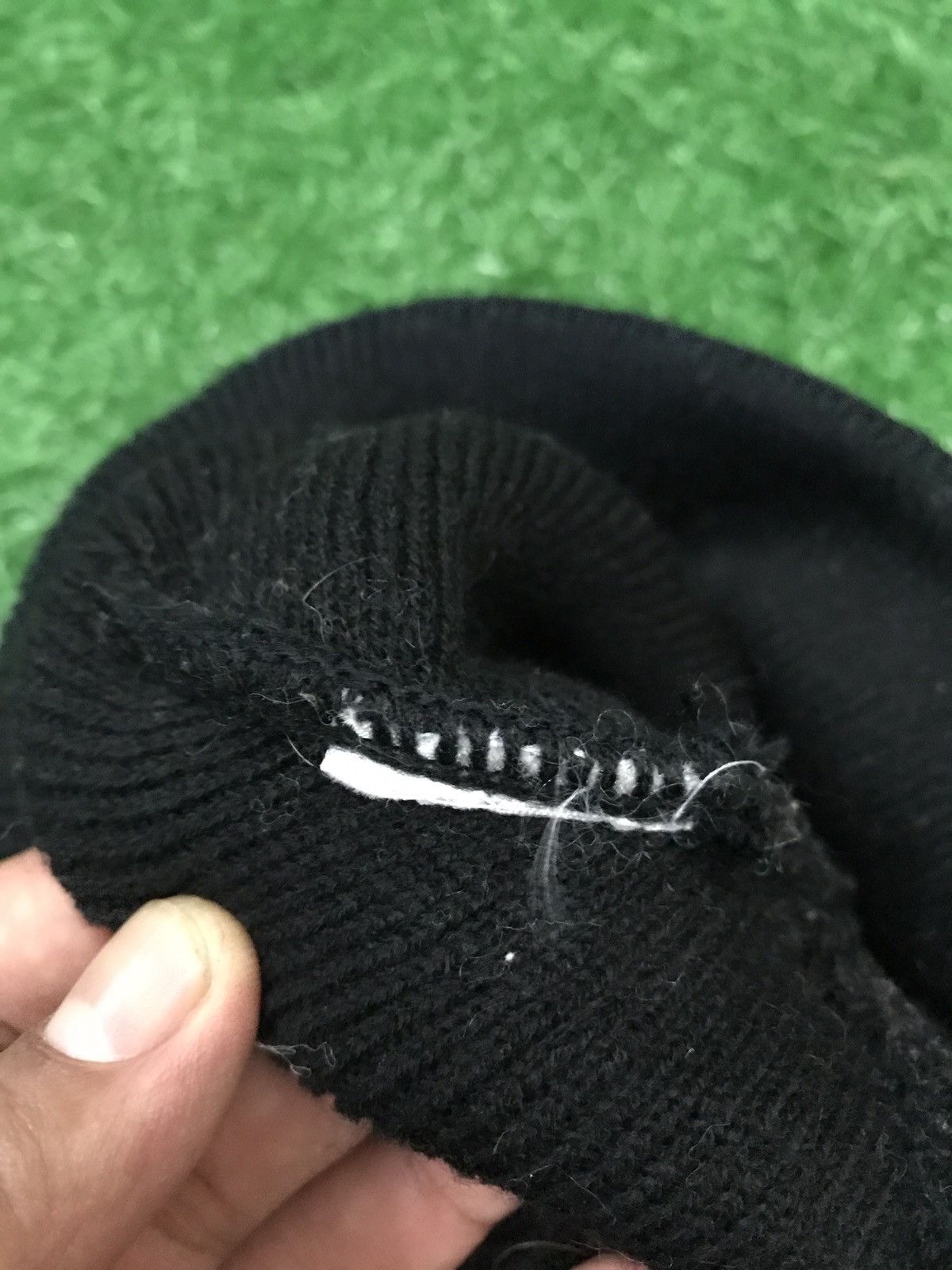 Nike Vintage Nike swoosh logo Beanie Size ONE SIZE - 4 Thumbnail