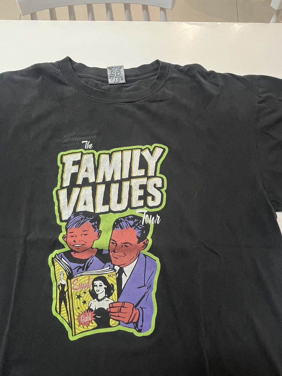 Band Tees Vintage The Family Values 1999 tour T-shirt Size US XL / EU 56 / 4 - 10 Thumbnail