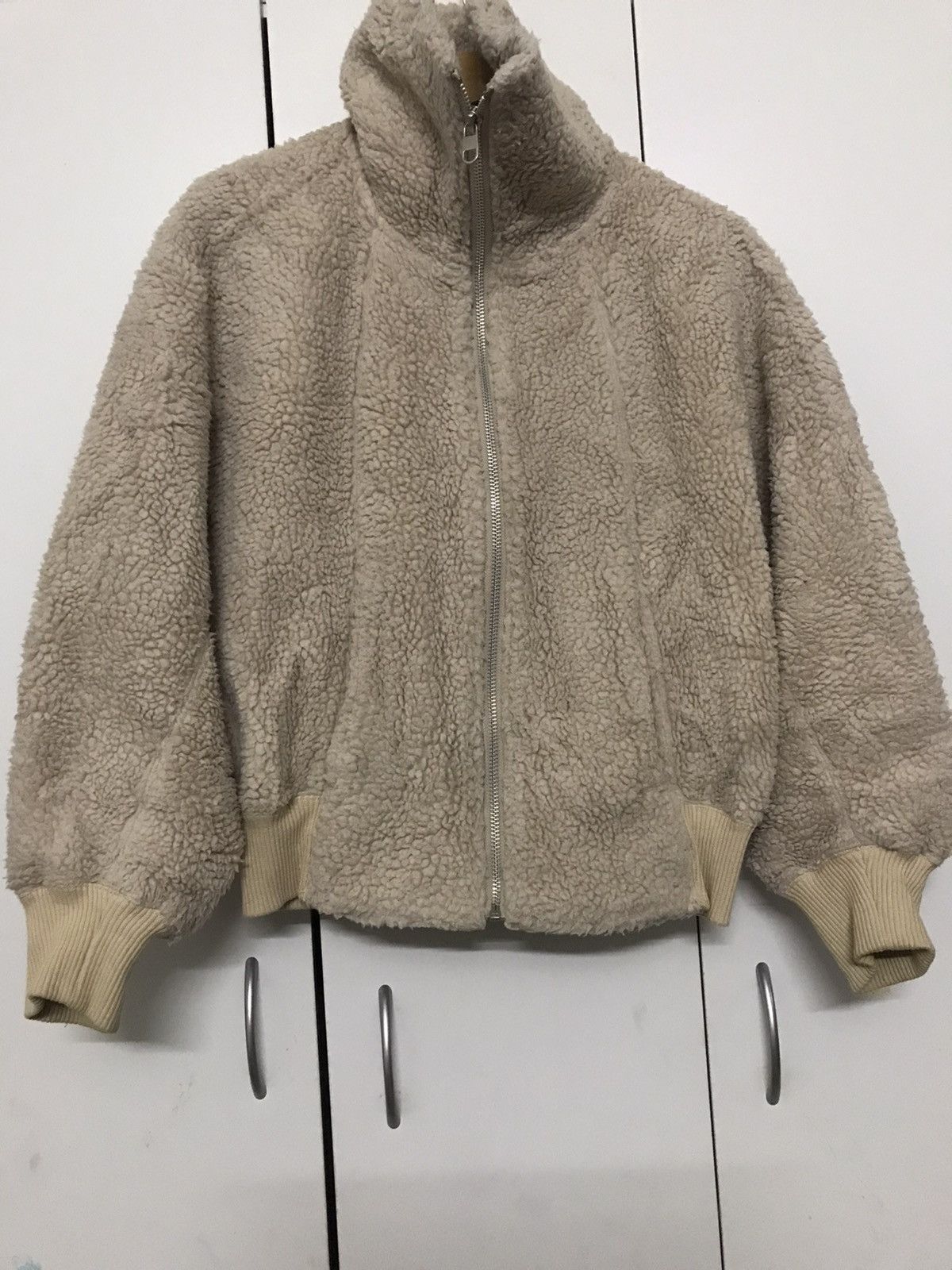 Uniqlo x UUUU fleece jacket zipper