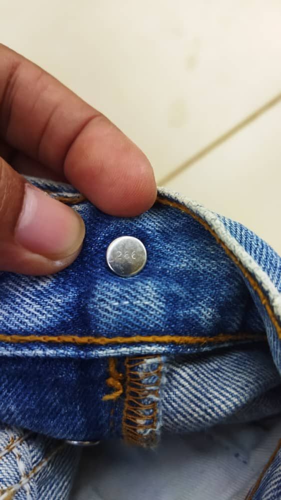 Other 🔥ITS HOT🔥LEVIS DISTRESSED CUSTOM SHASHIKO Size US 32 / EU 48 - 5 Thumbnail