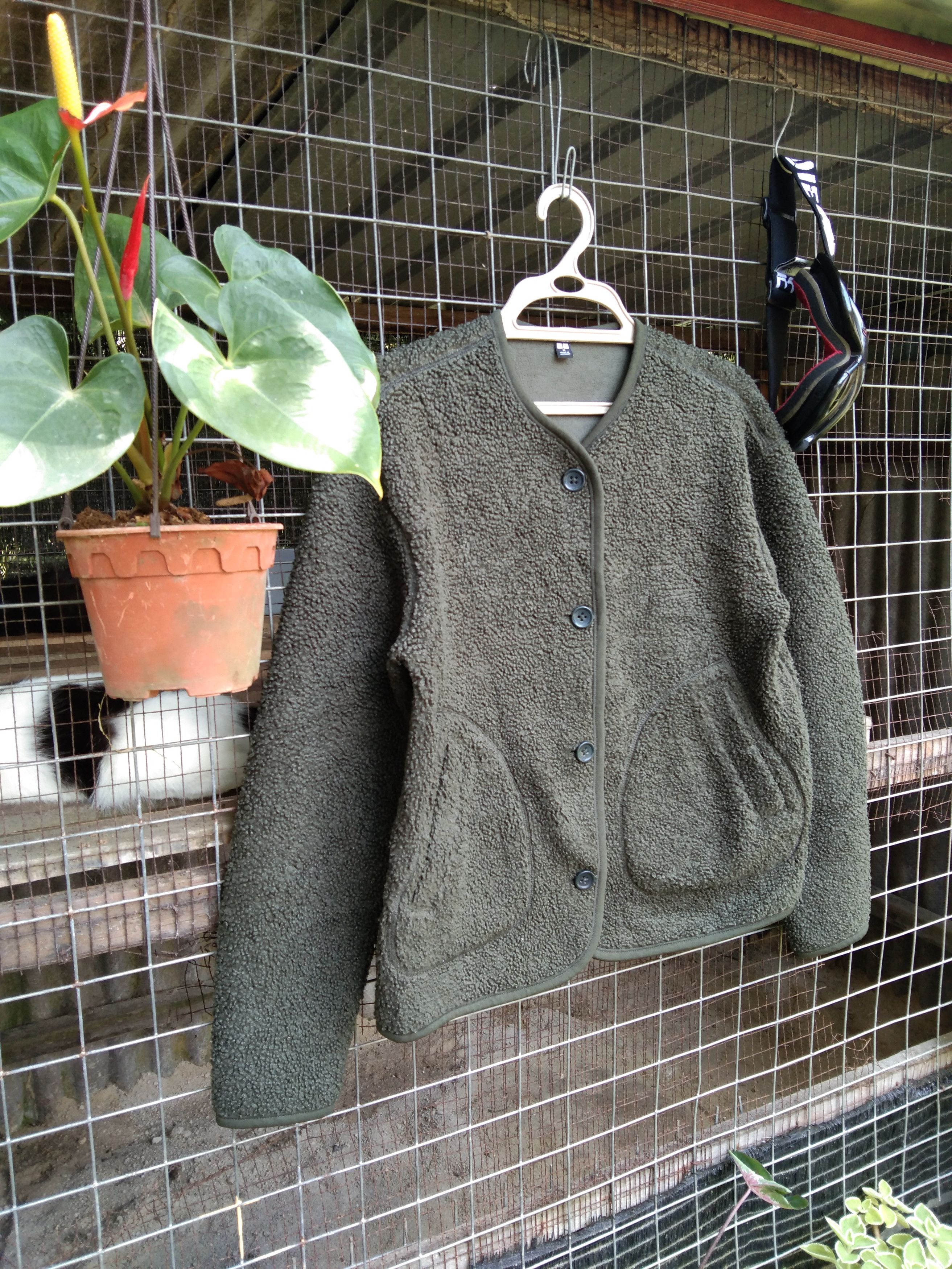 UNIQLO PILE LINED FLEECE JACKET