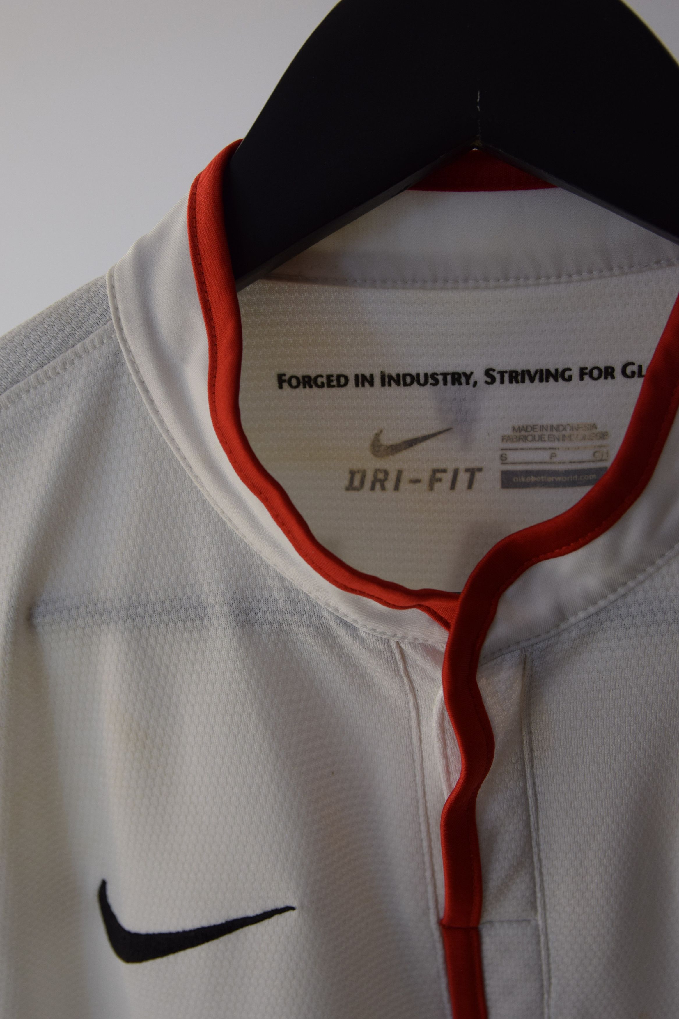 Nike Nani #17 Nike Manchester United Home Jersey Size US S / EU 44-46 / 1 - 6 Thumbnail