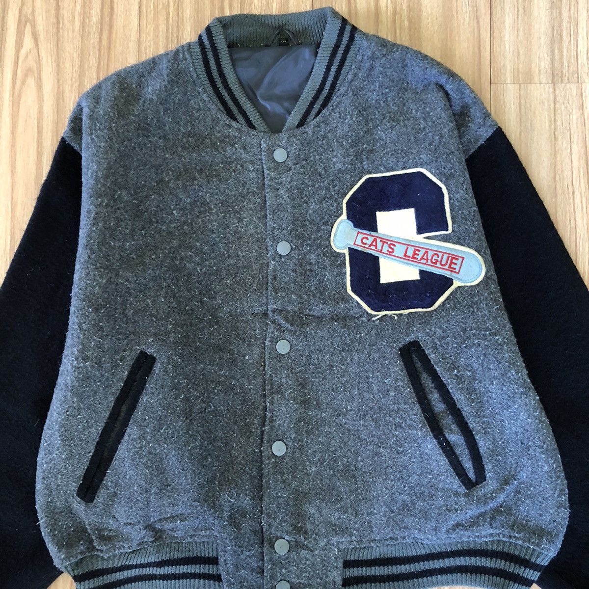 Japanese Brand 🔥VINTAGE CATS LEAGUE VARSITY BOMBER JACKET Size US M / EU 48-50 / 2 - 2 Thumbnail