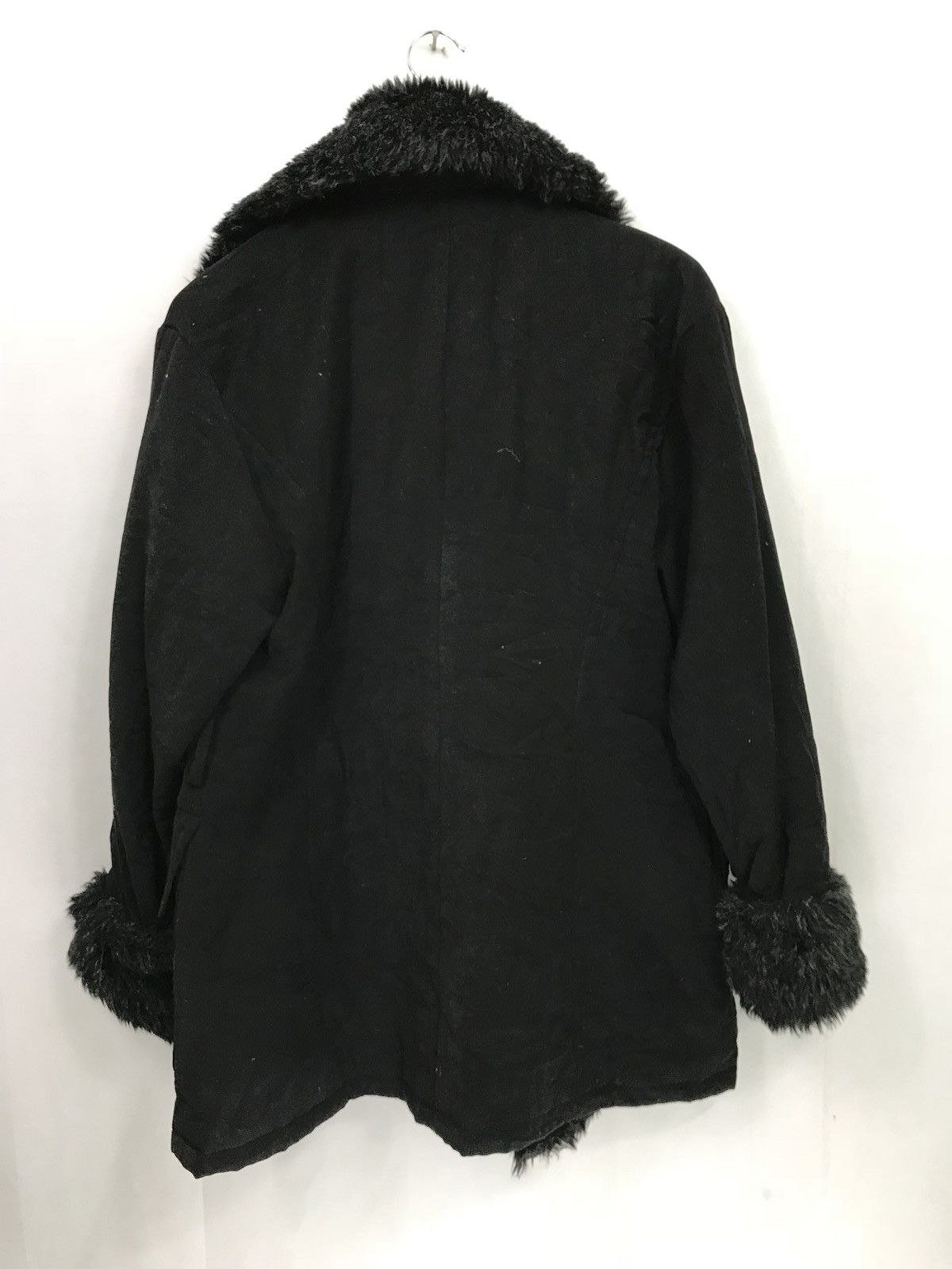 Designer Ccc Chest Cella Collection Fur Size US M / EU 48-50 / 2 - 5 Thumbnail